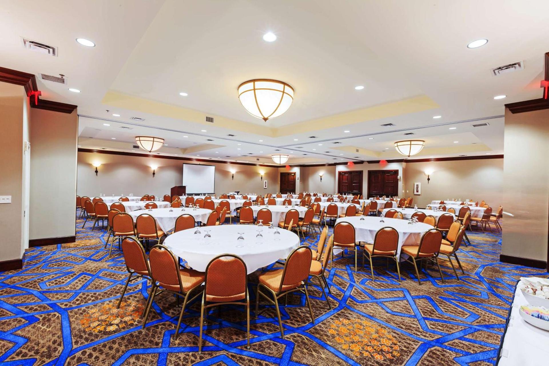 Hilton Waco photo 54