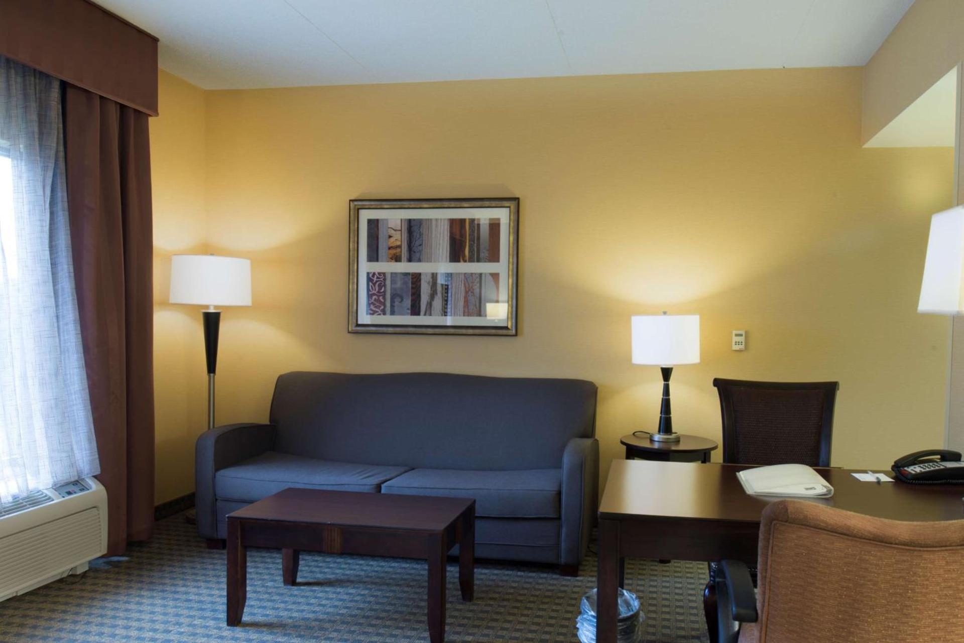 Hampton Inn & Suites Vineland photo 28
