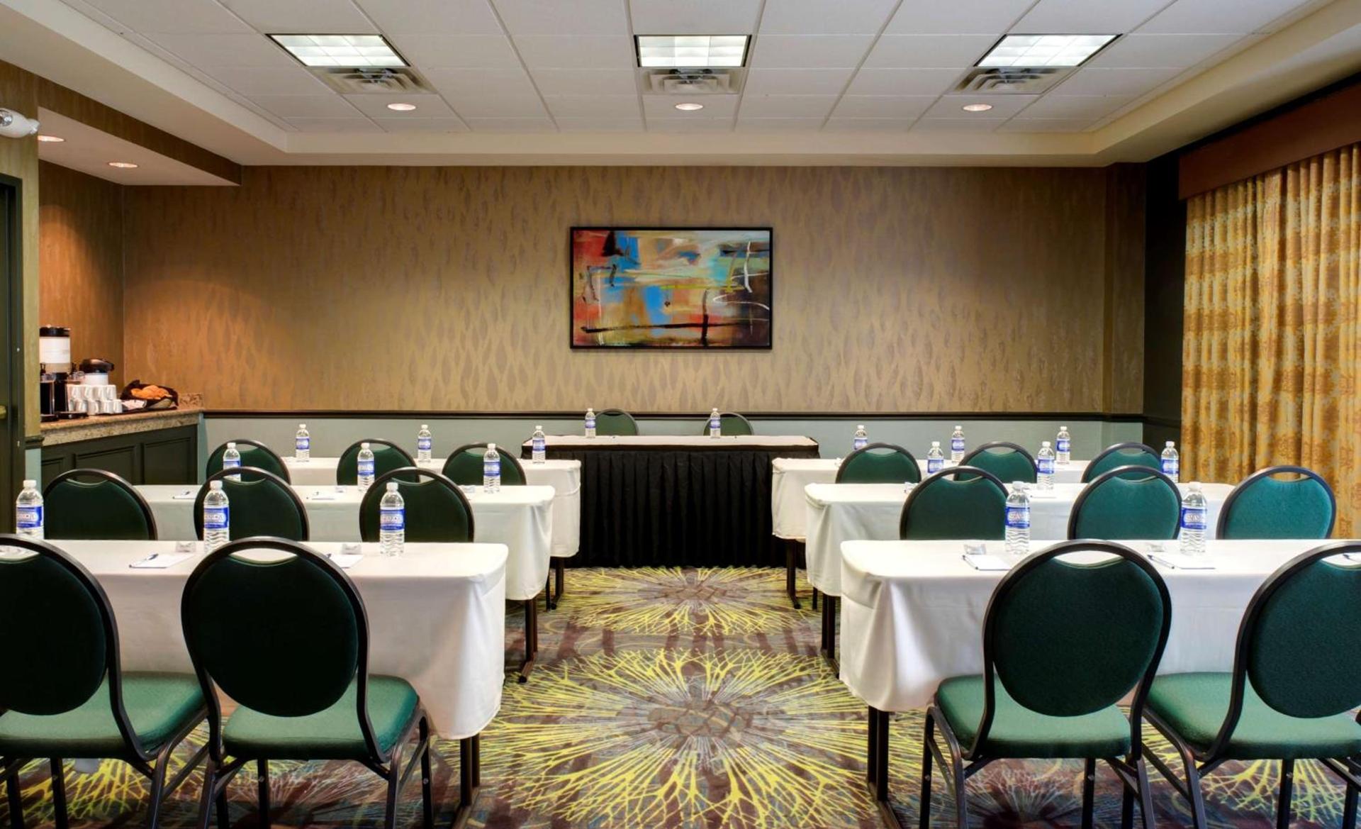 Hilton Garden Inn Albany Airport photo 25