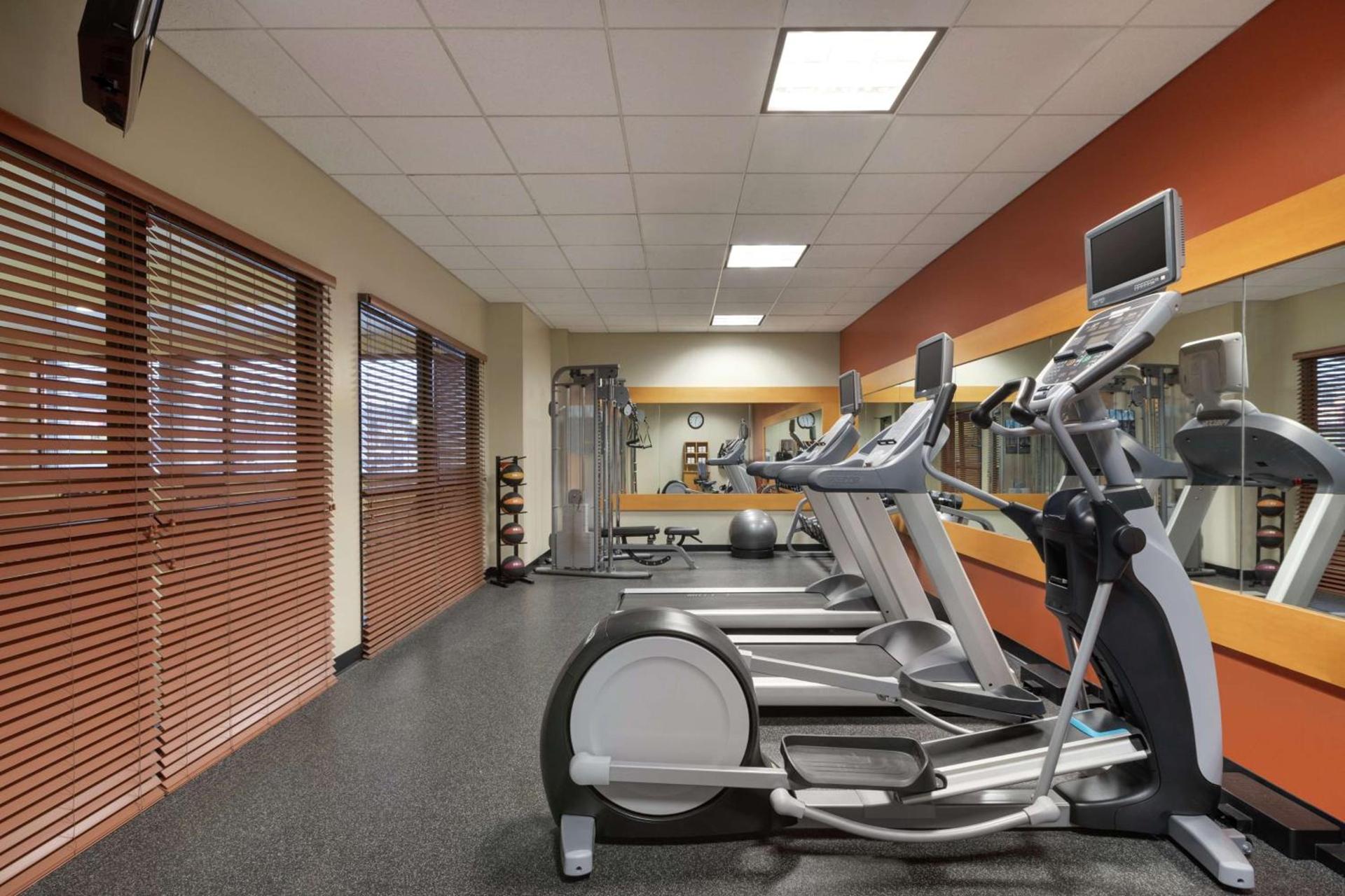 Hilton Garden Inn Troy photo 28