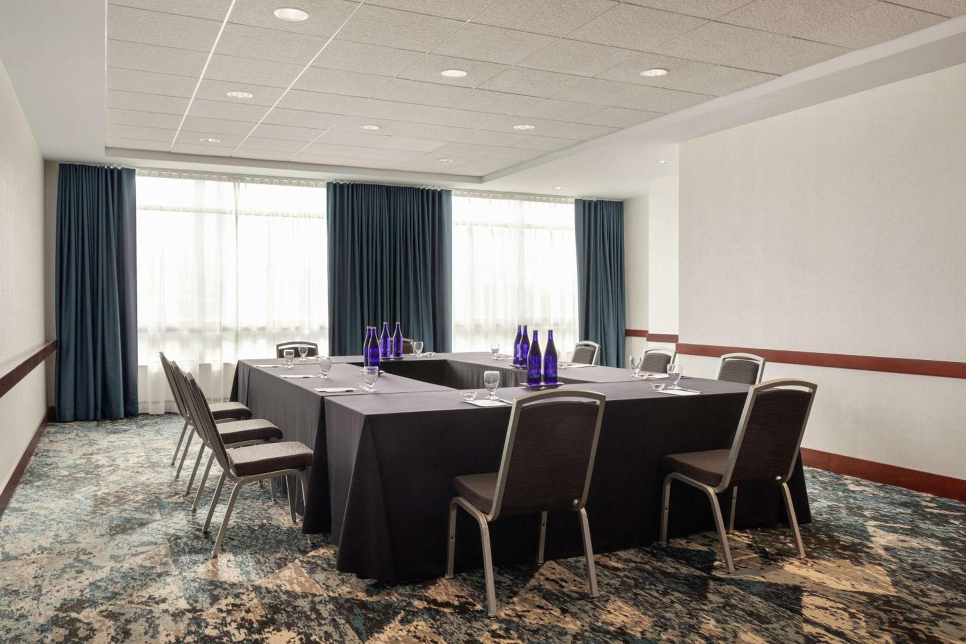Hilton Garden Inn Troy photo 61