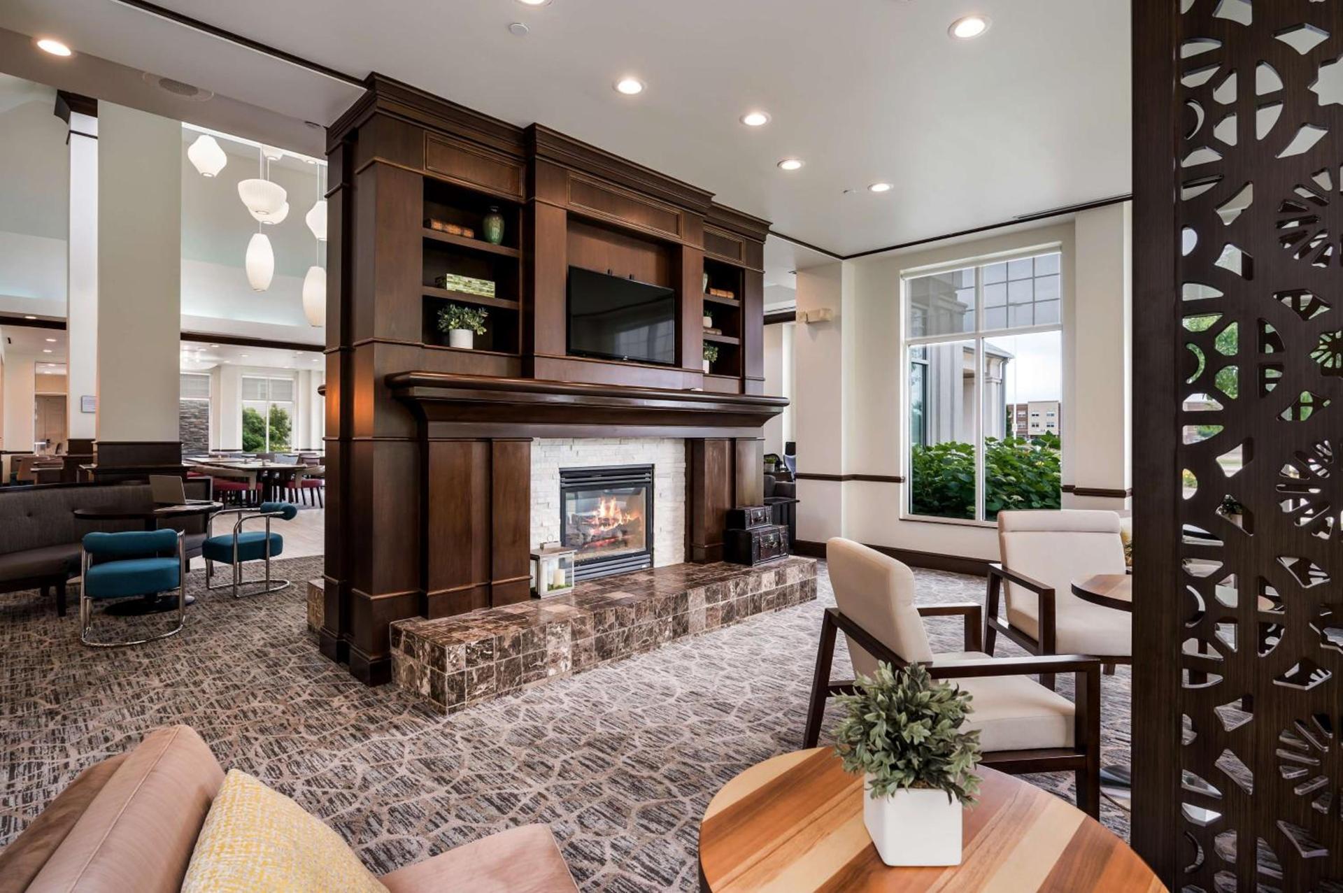 Hilton Garden Inn Ames photo 8