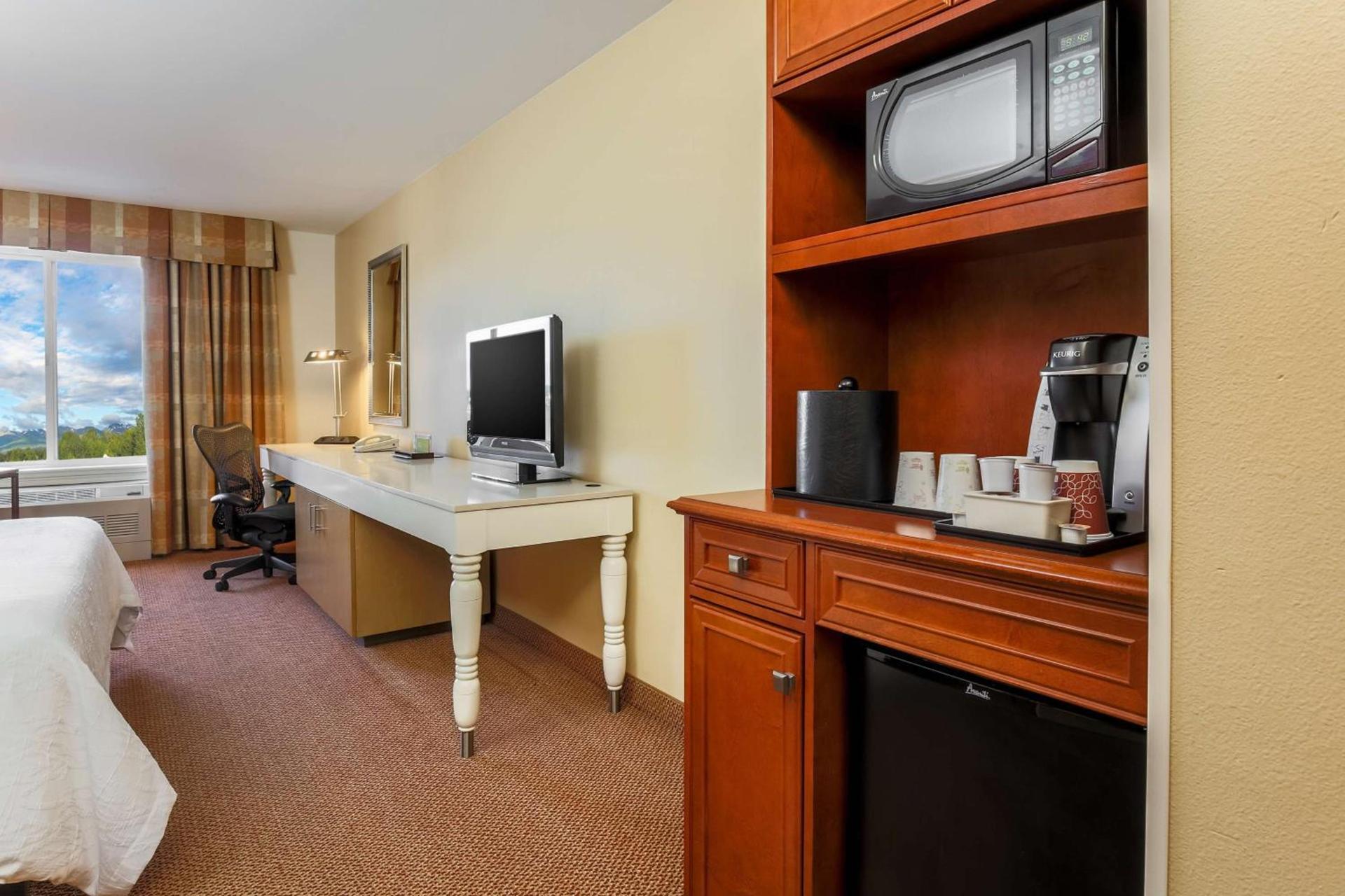 Hilton Garden Inn Anchorage photo 22