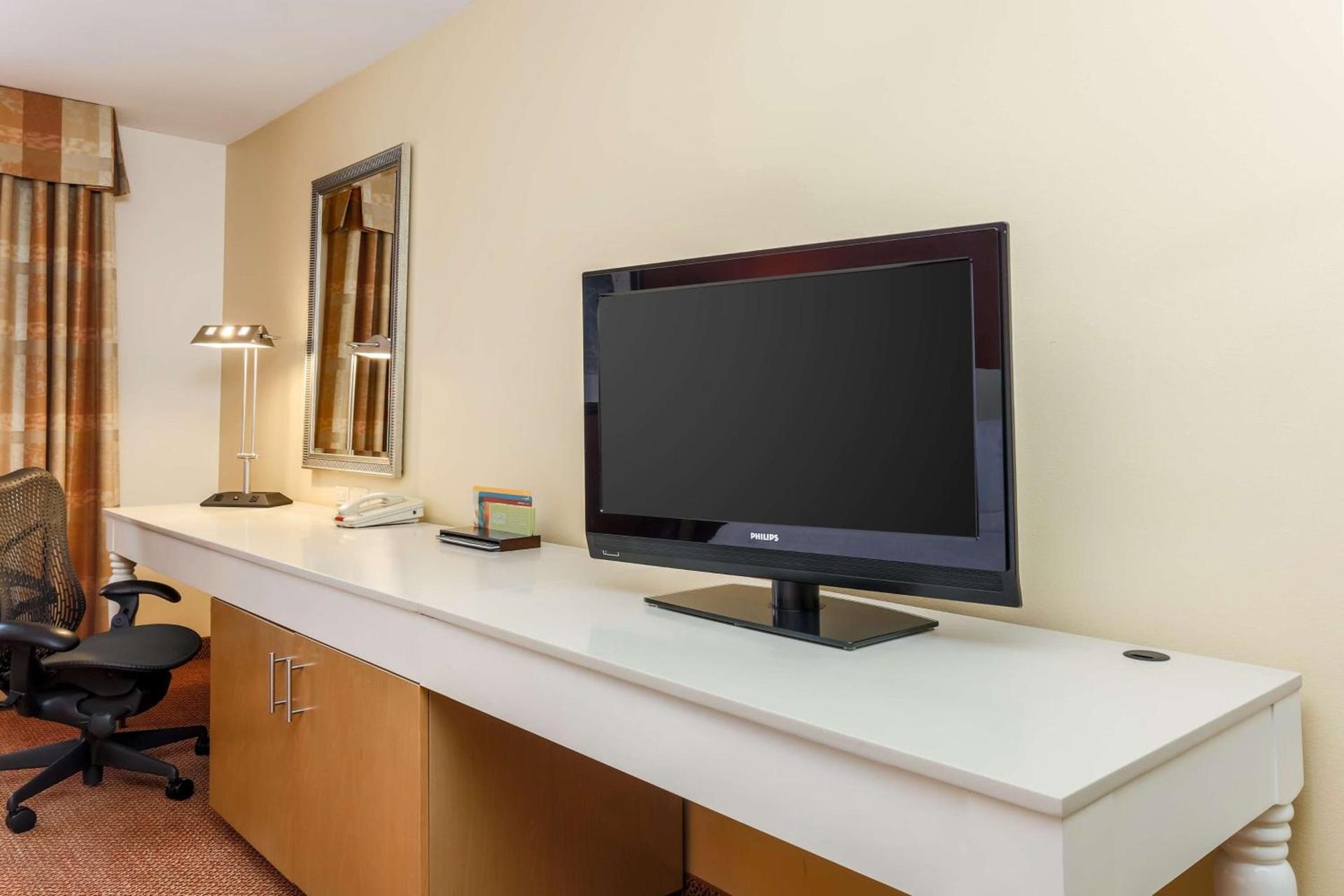 Hilton Garden Inn Anchorage photo 30