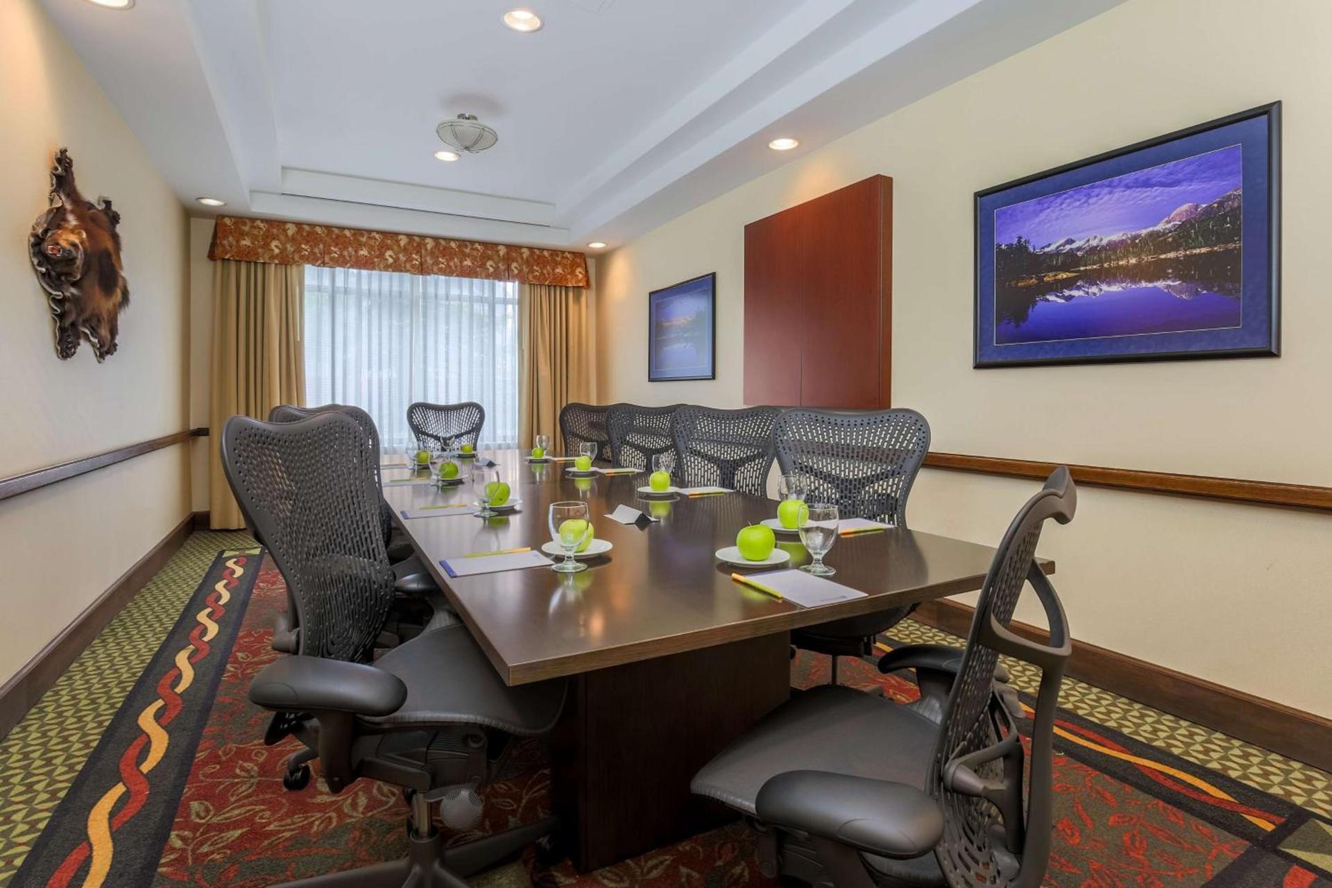 Hilton Garden Inn Anchorage photo 47