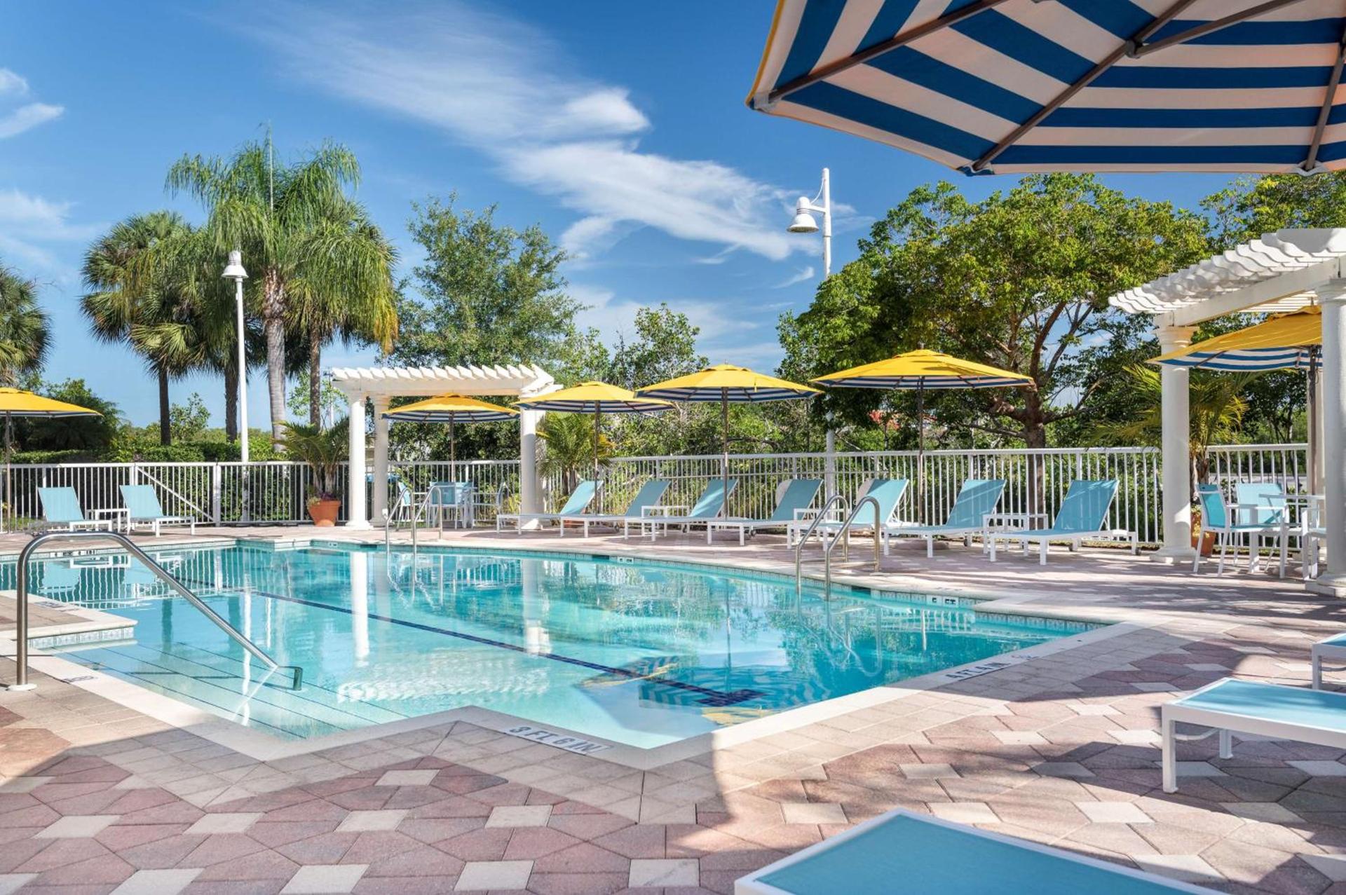 DoubleTree Suites by Hilton Naples photo 10
