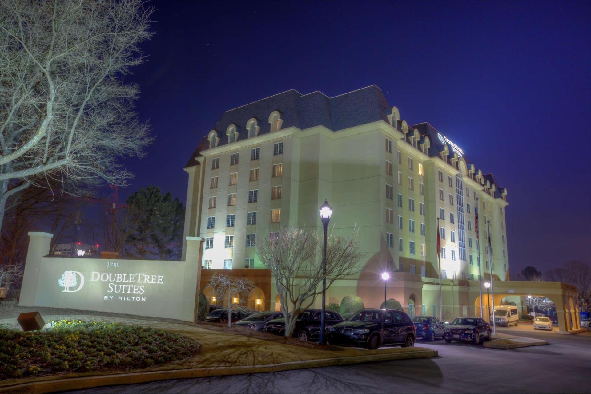 Doubletree Suites by Hilton at The Battery Atlanta photo 2