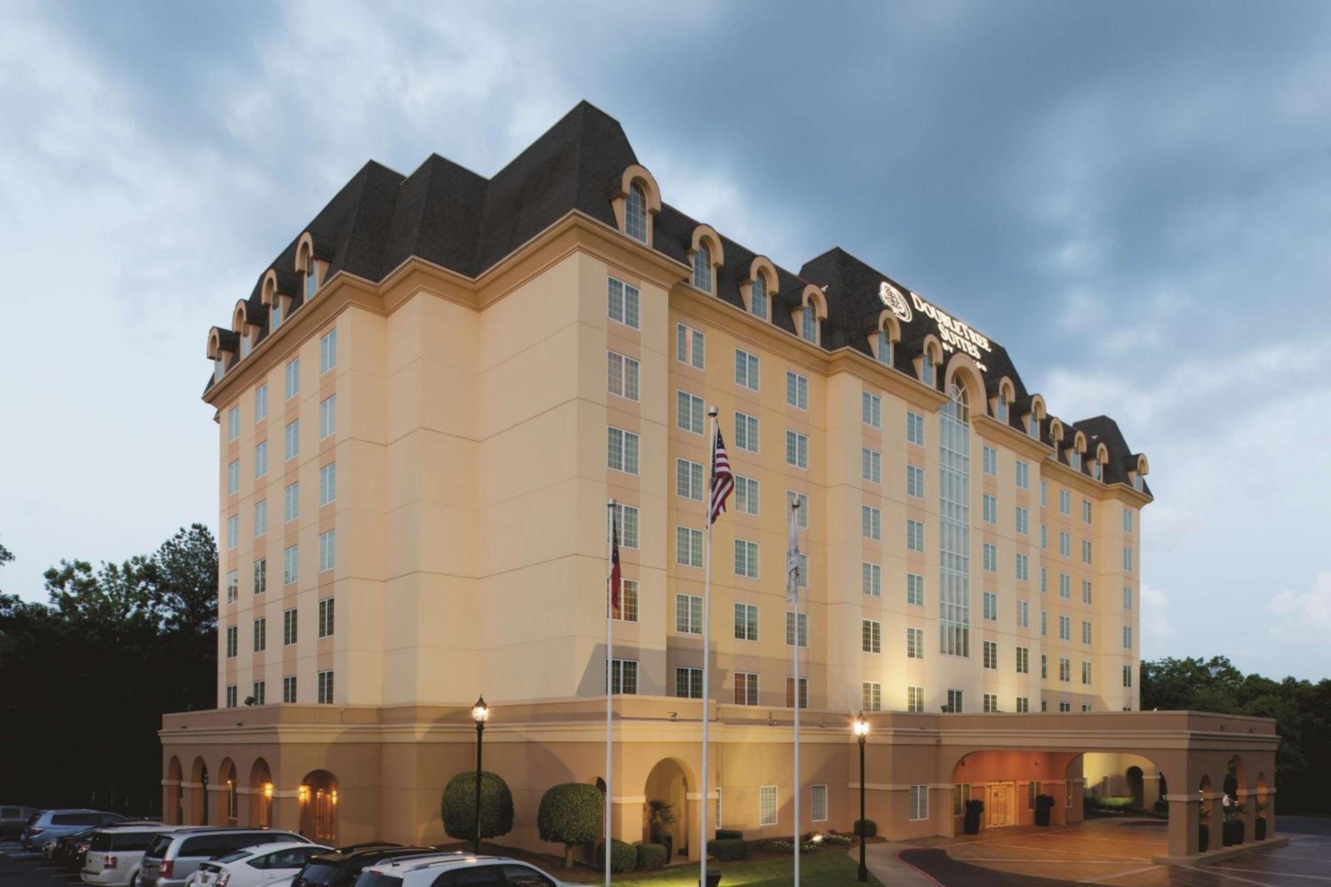Doubletree Suites by Hilton at The Battery Atlanta photo 6