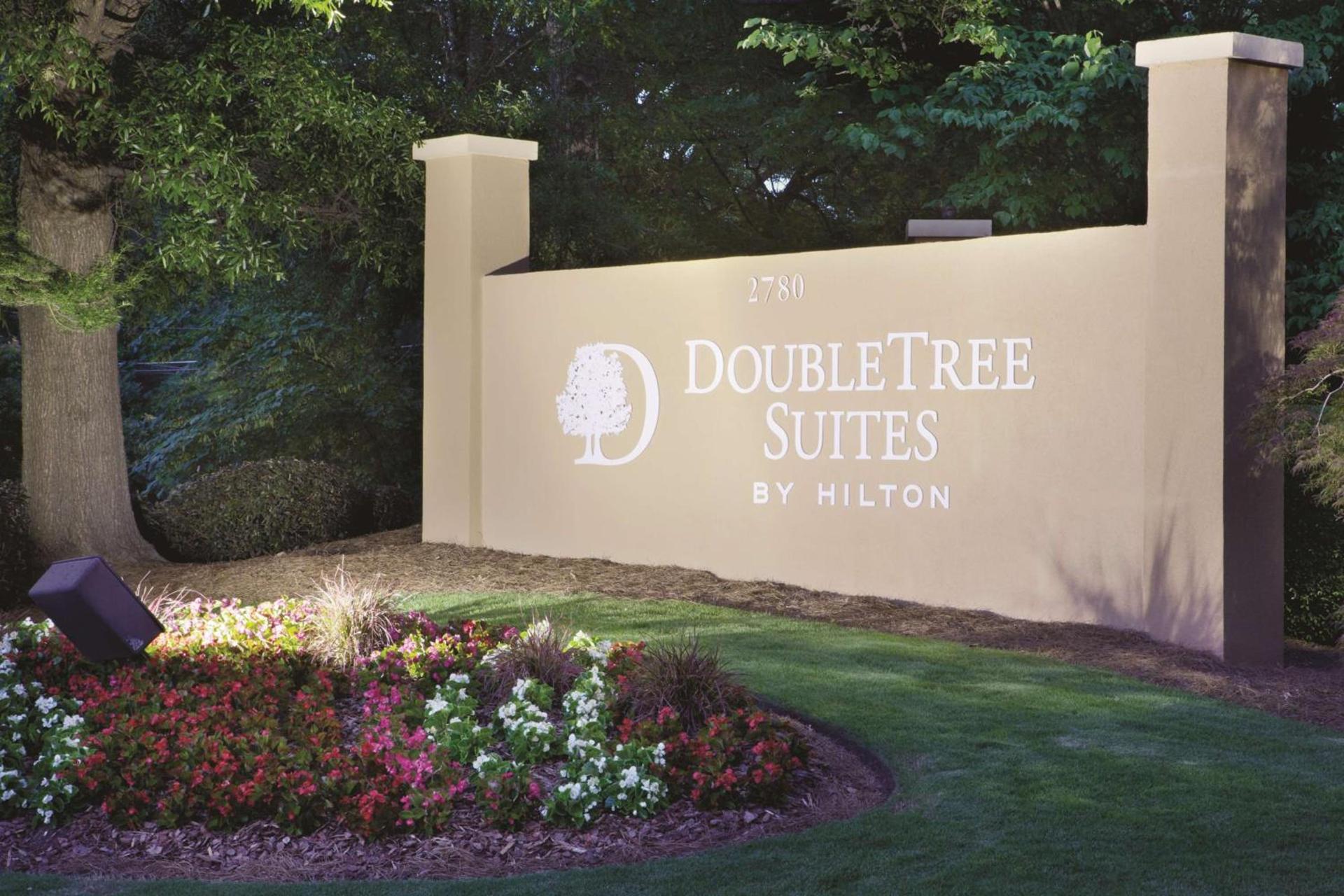 Doubletree Suites by Hilton at The Battery Atlanta photo 5