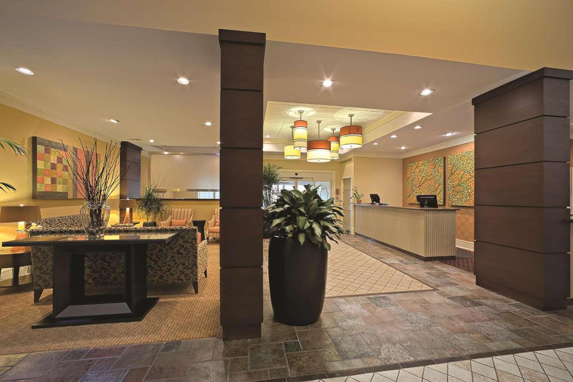 Doubletree Suites by Hilton at The Battery Atlanta photo 25