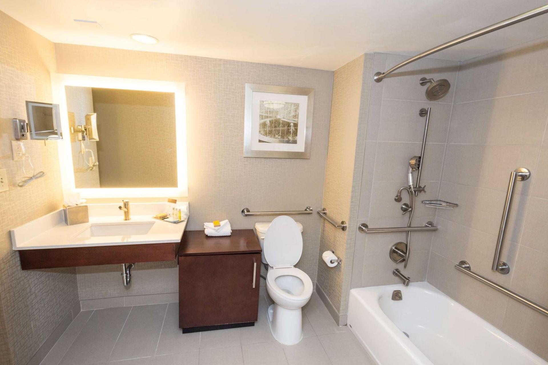 Doubletree Suites by Hilton at The Battery Atlanta photo 49