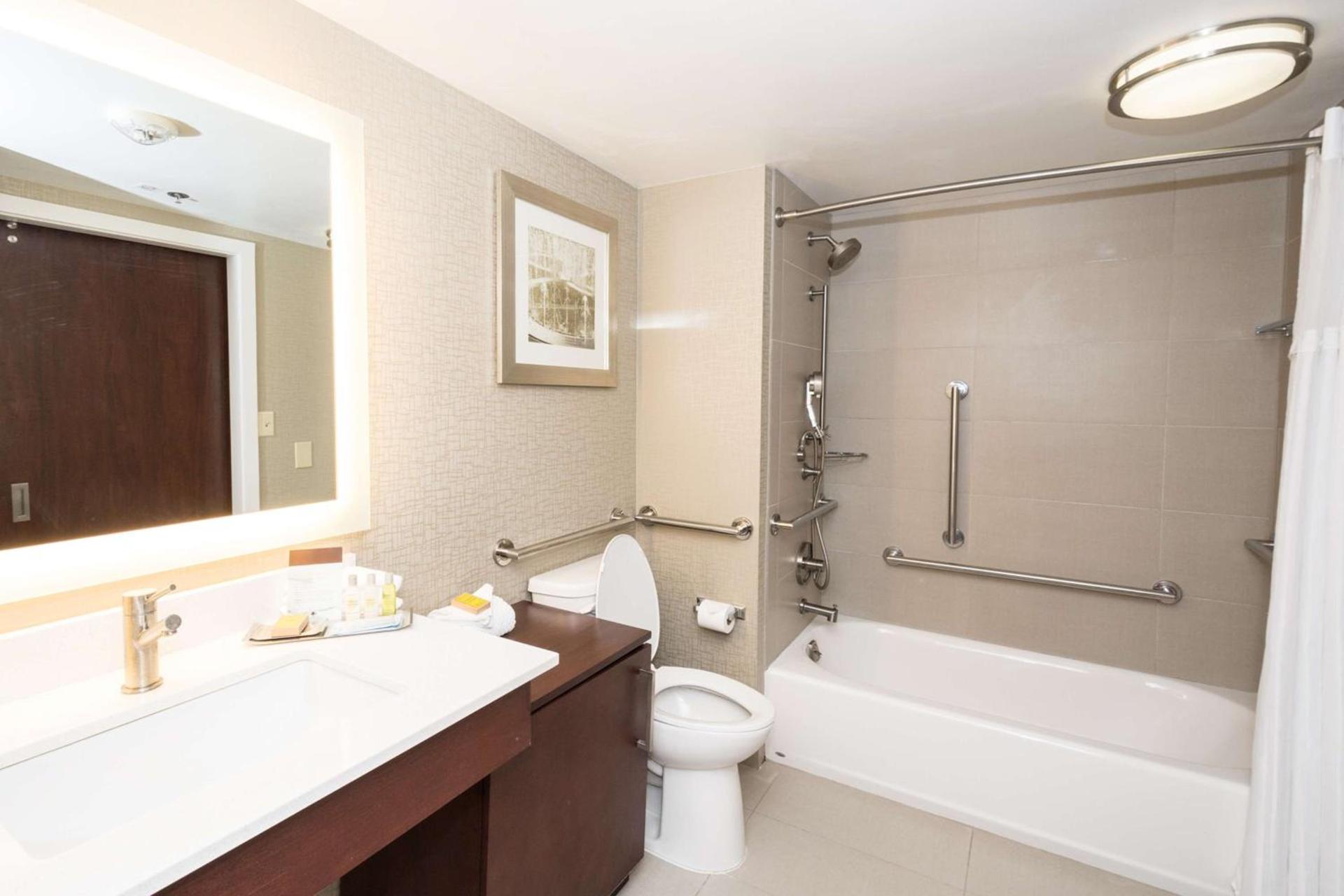 Doubletree Suites by Hilton at The Battery Atlanta photo 52