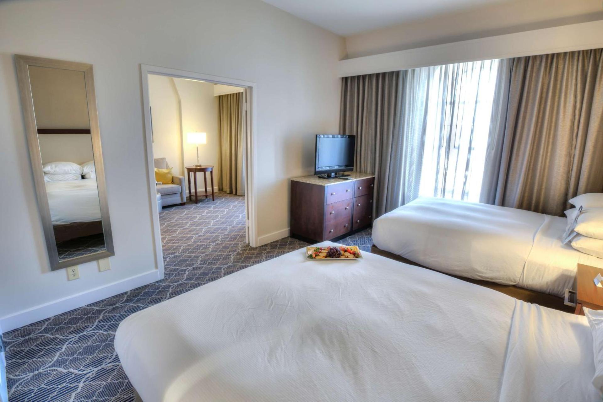 Doubletree Suites by Hilton at The Battery Atlanta photo 54
