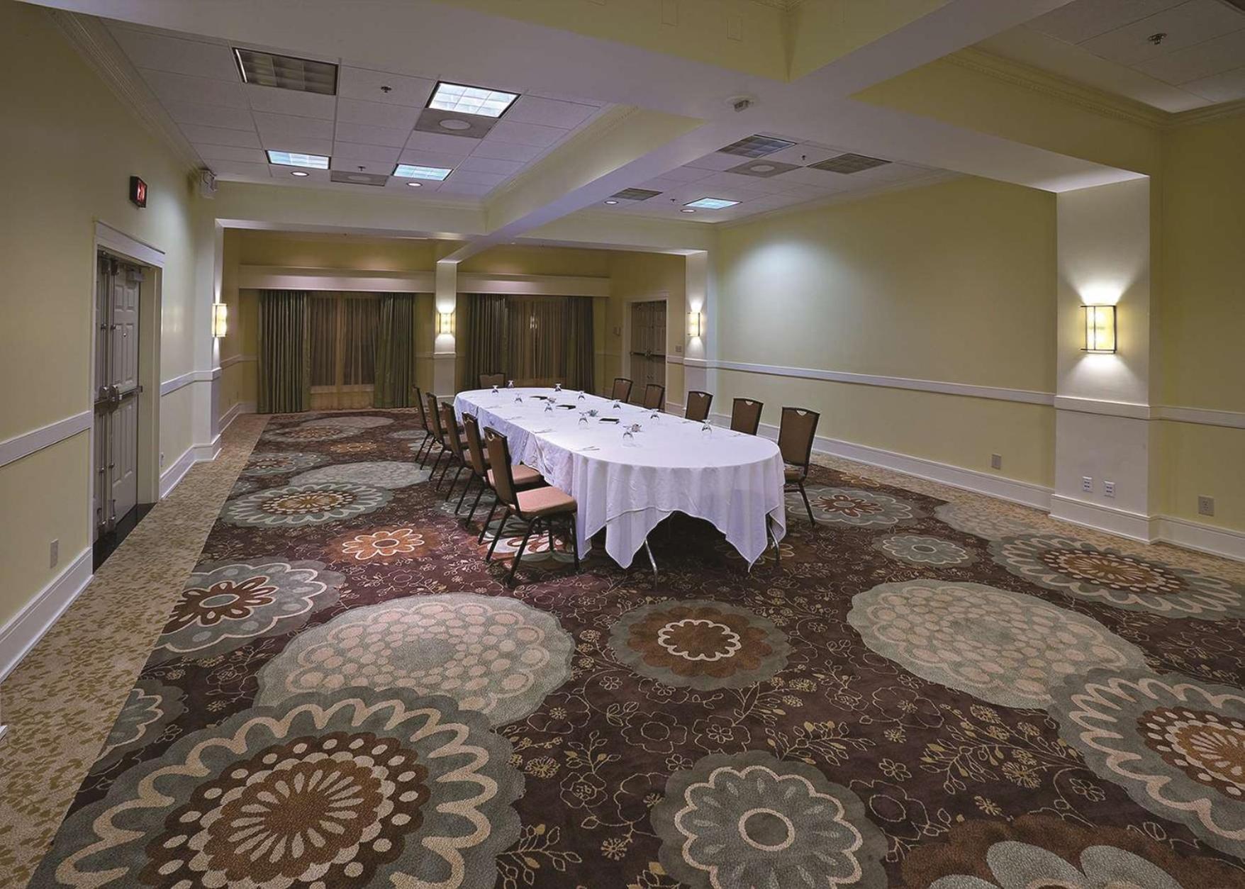 Doubletree Suites by Hilton at The Battery Atlanta photo 75