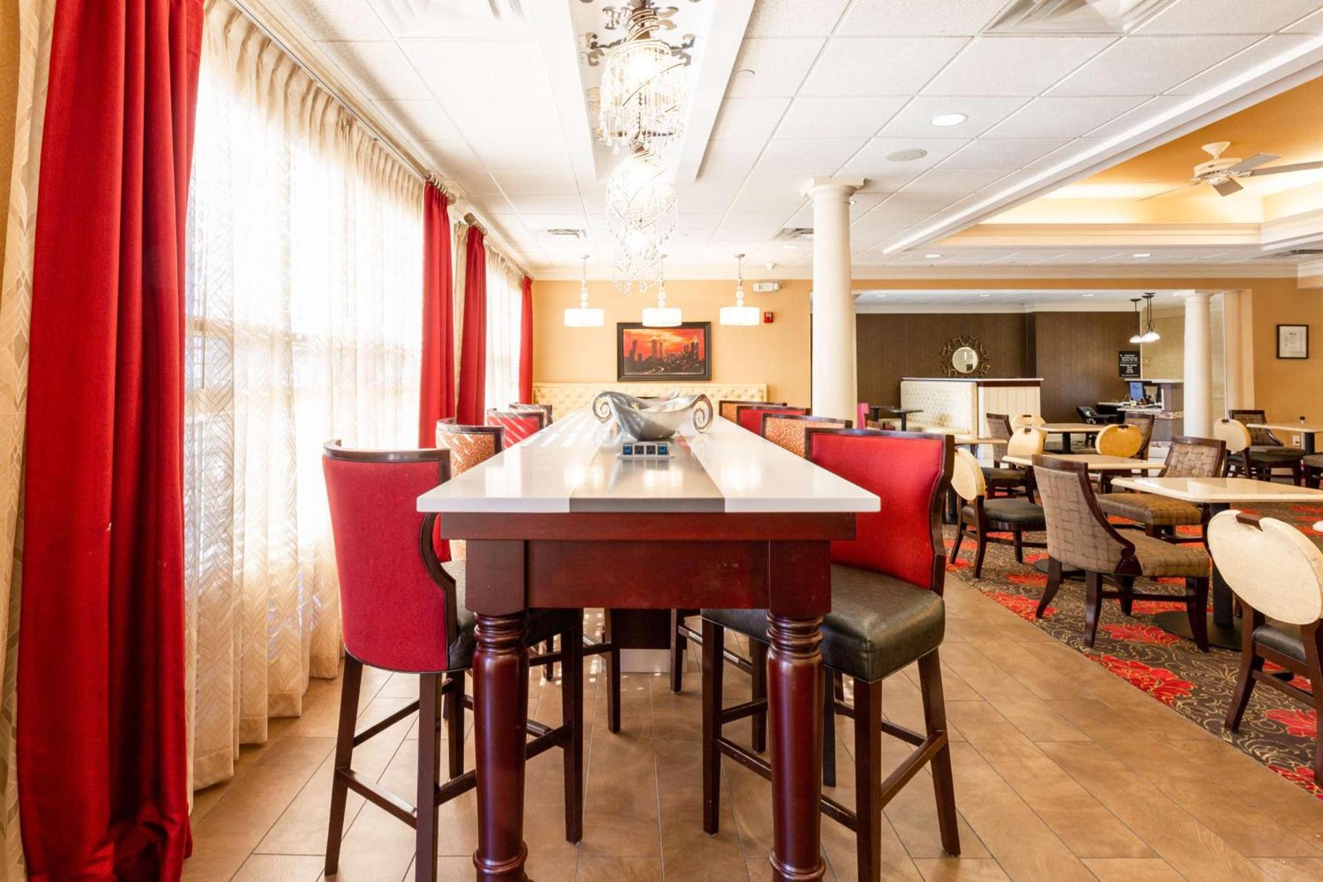 Hampton Inn Lawrenceville Duluth photo 7