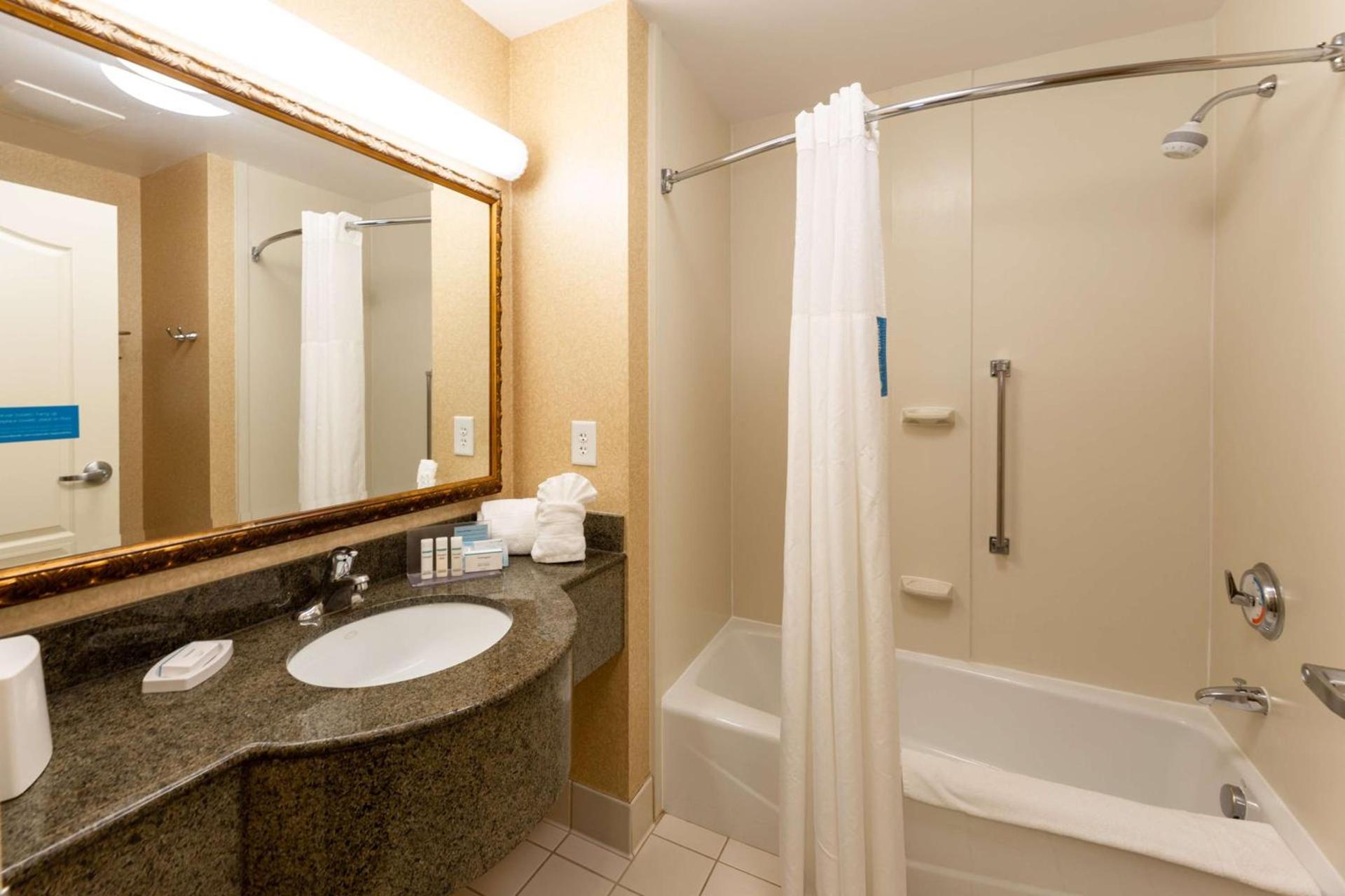 Hampton Inn Lawrenceville Duluth photo 19