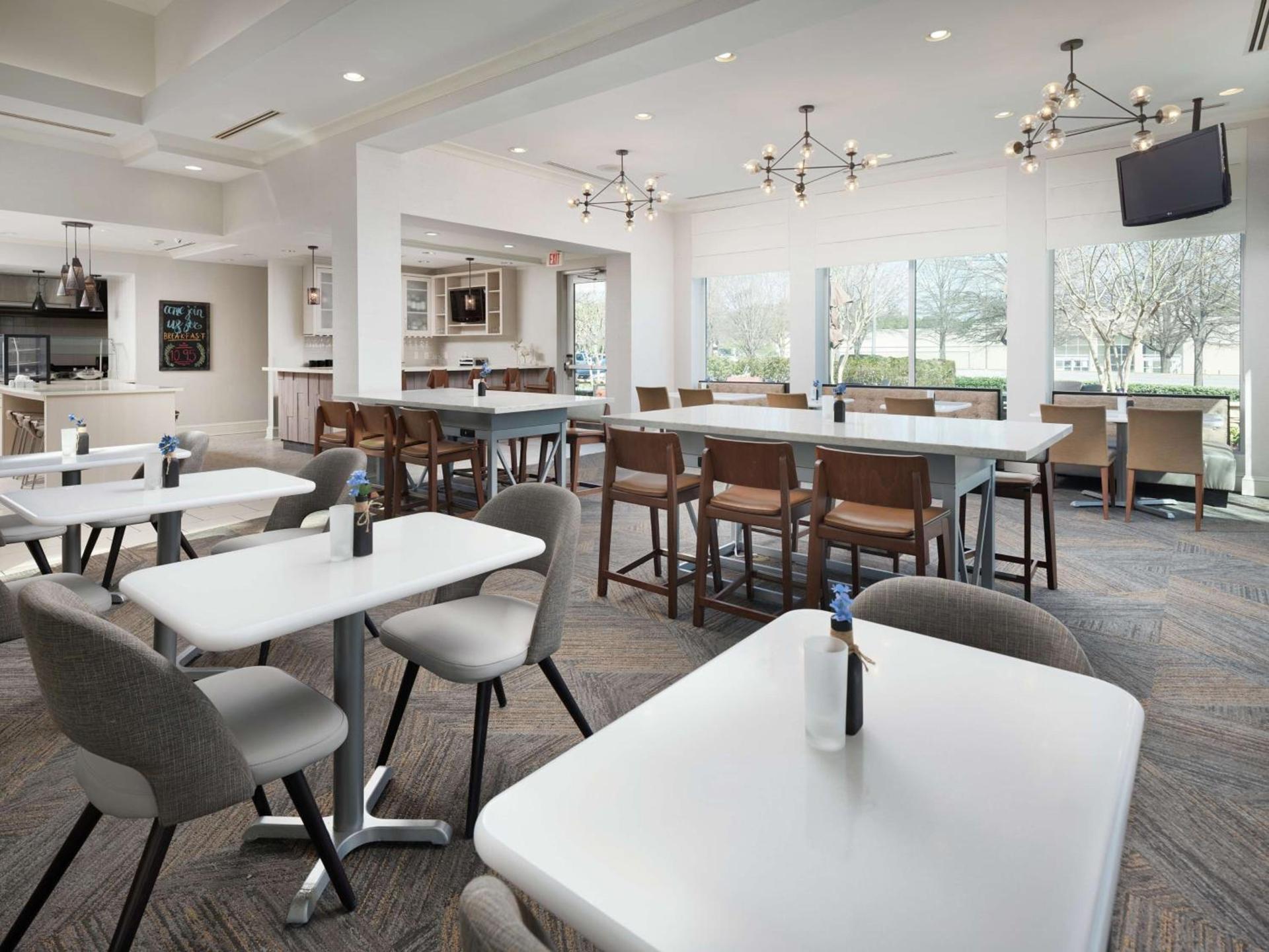 Hilton Garden Inn Atlanta NW/Kennesaw-Town Center photo 10