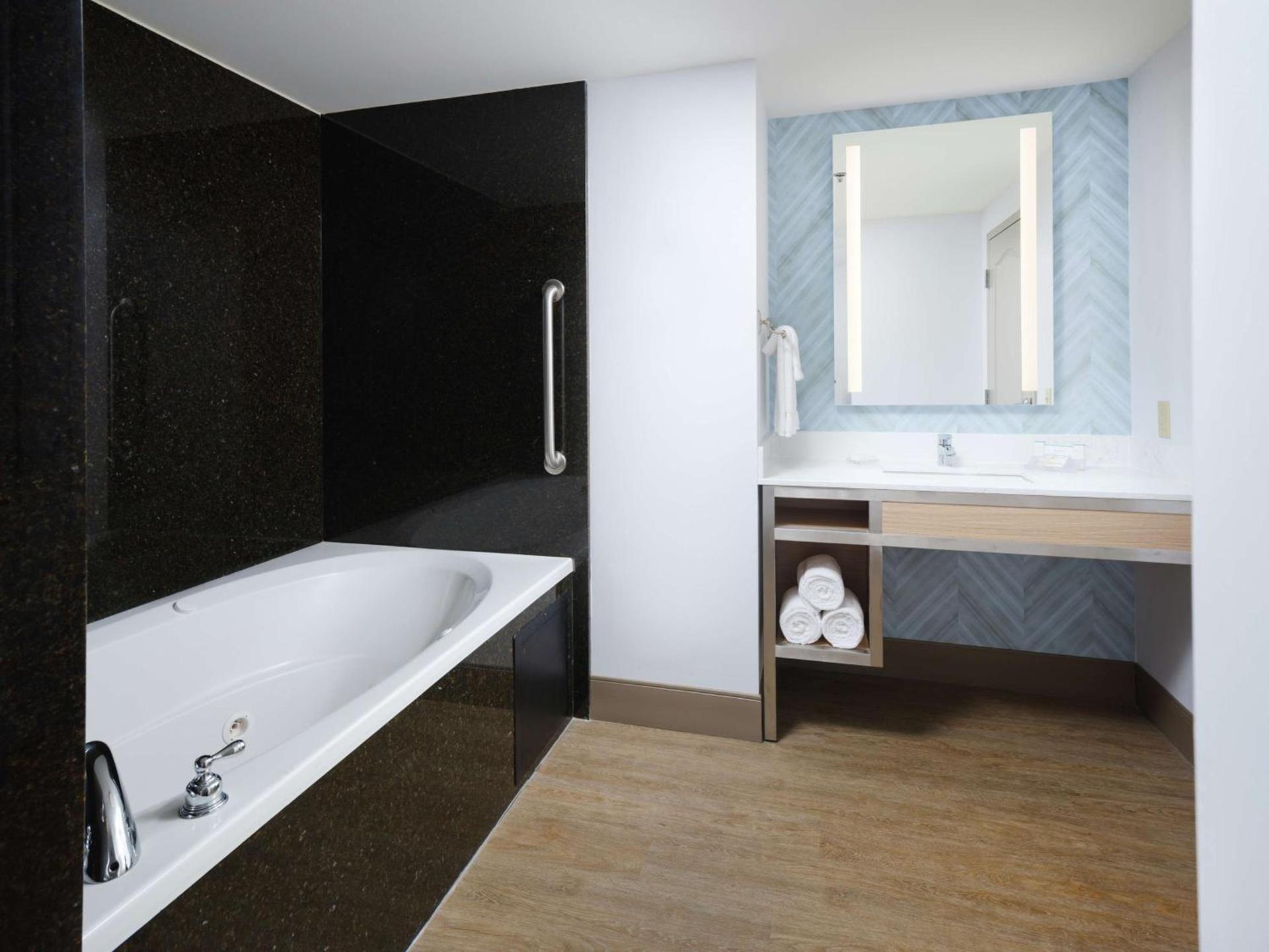 Hilton Garden Inn Atlanta NW/Kennesaw-Town Center photo 24