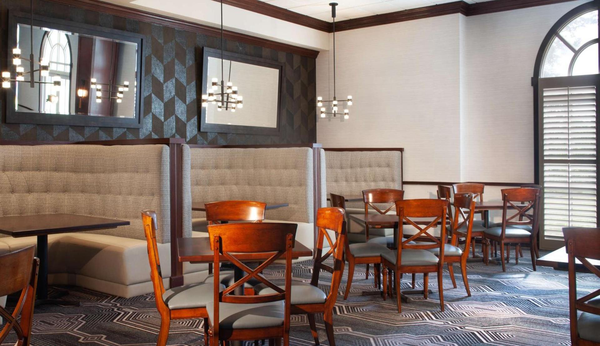 Hilton Atlanta/Marietta Hotel & Conference Center photo 65
