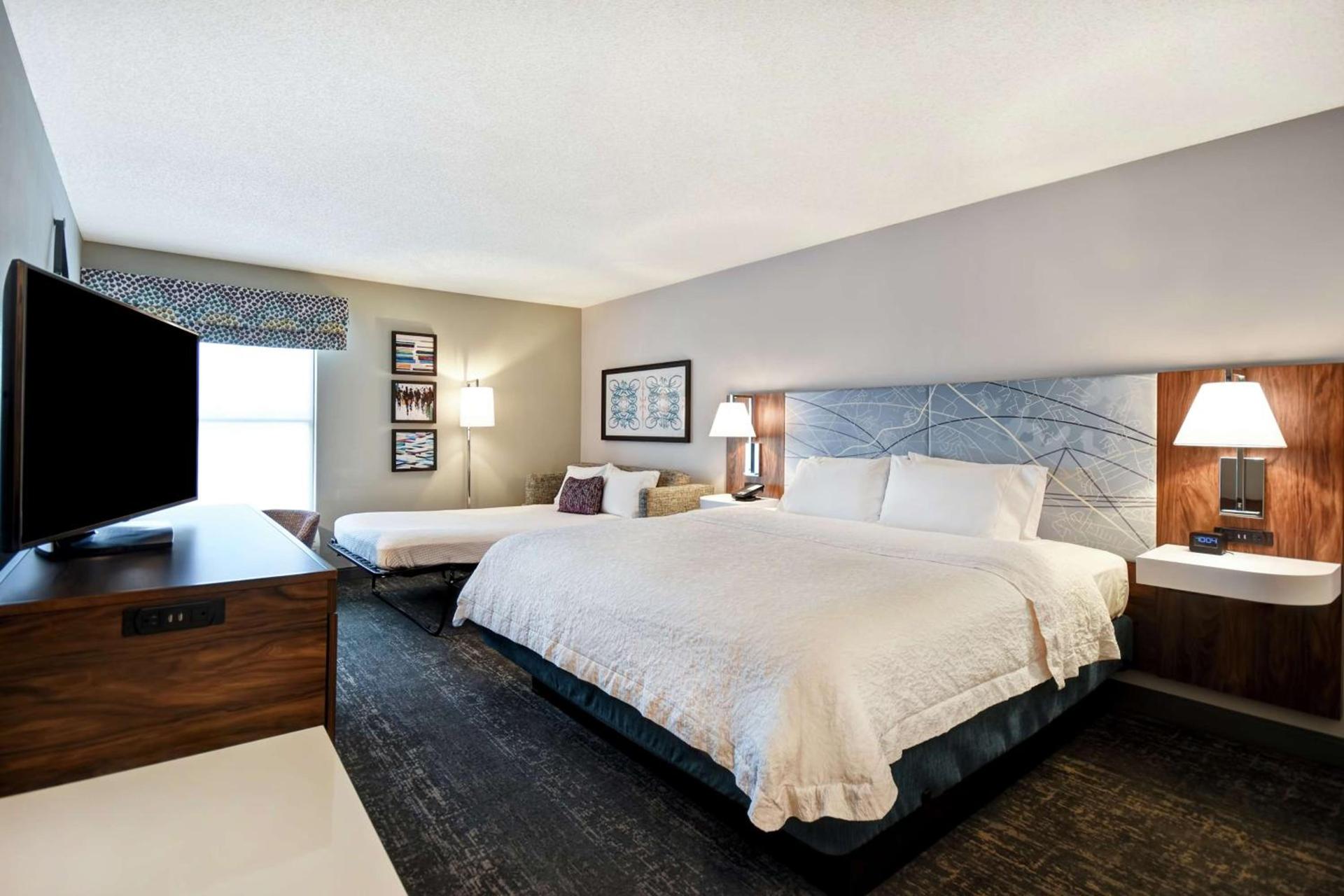 Hampton Inn Atlanta-Mall Of Georgia photo 34