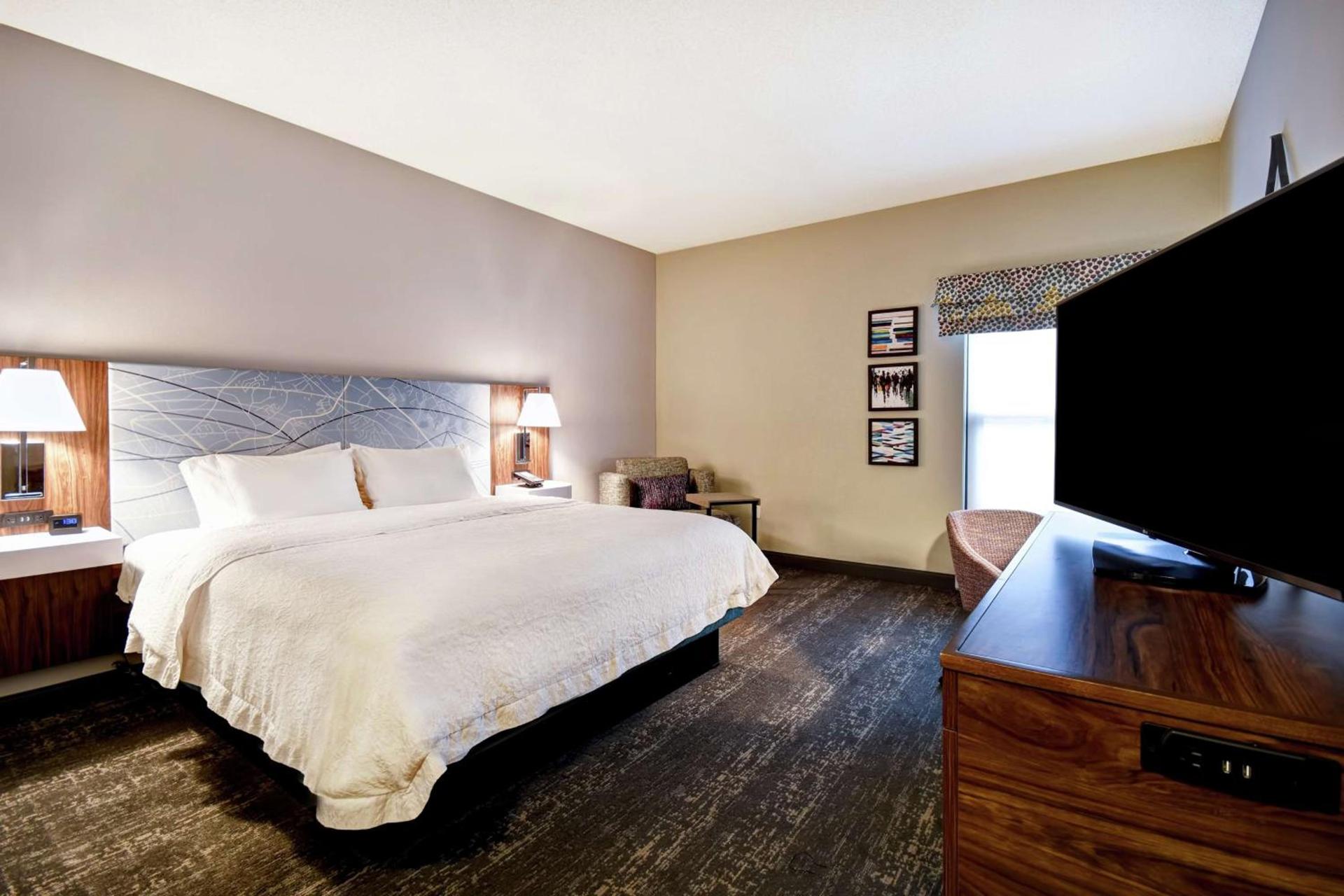 Hampton Inn Atlanta-Mall Of Georgia photo 40