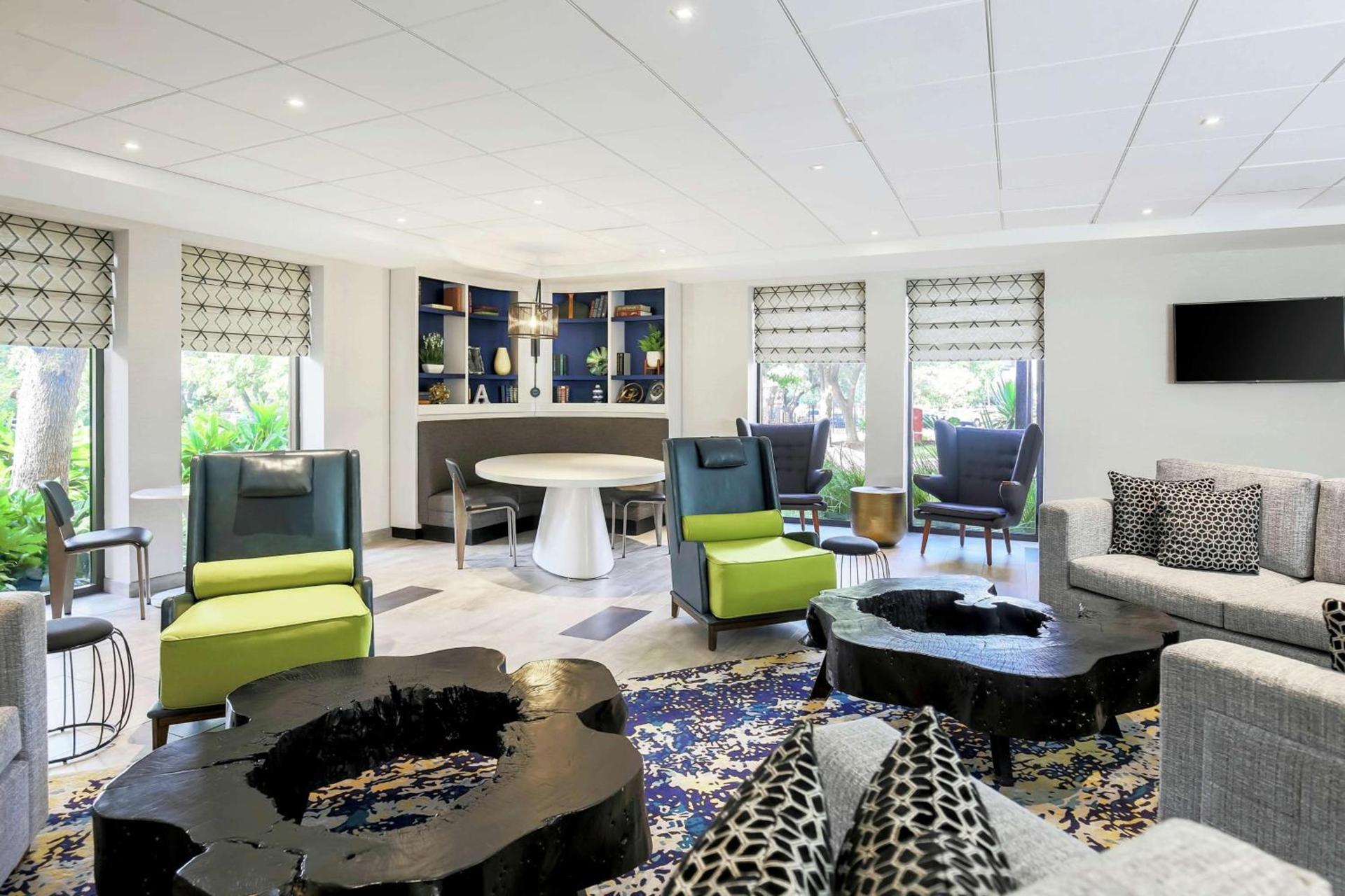 DoubleTree by Hilton Austin-University Area photo 9