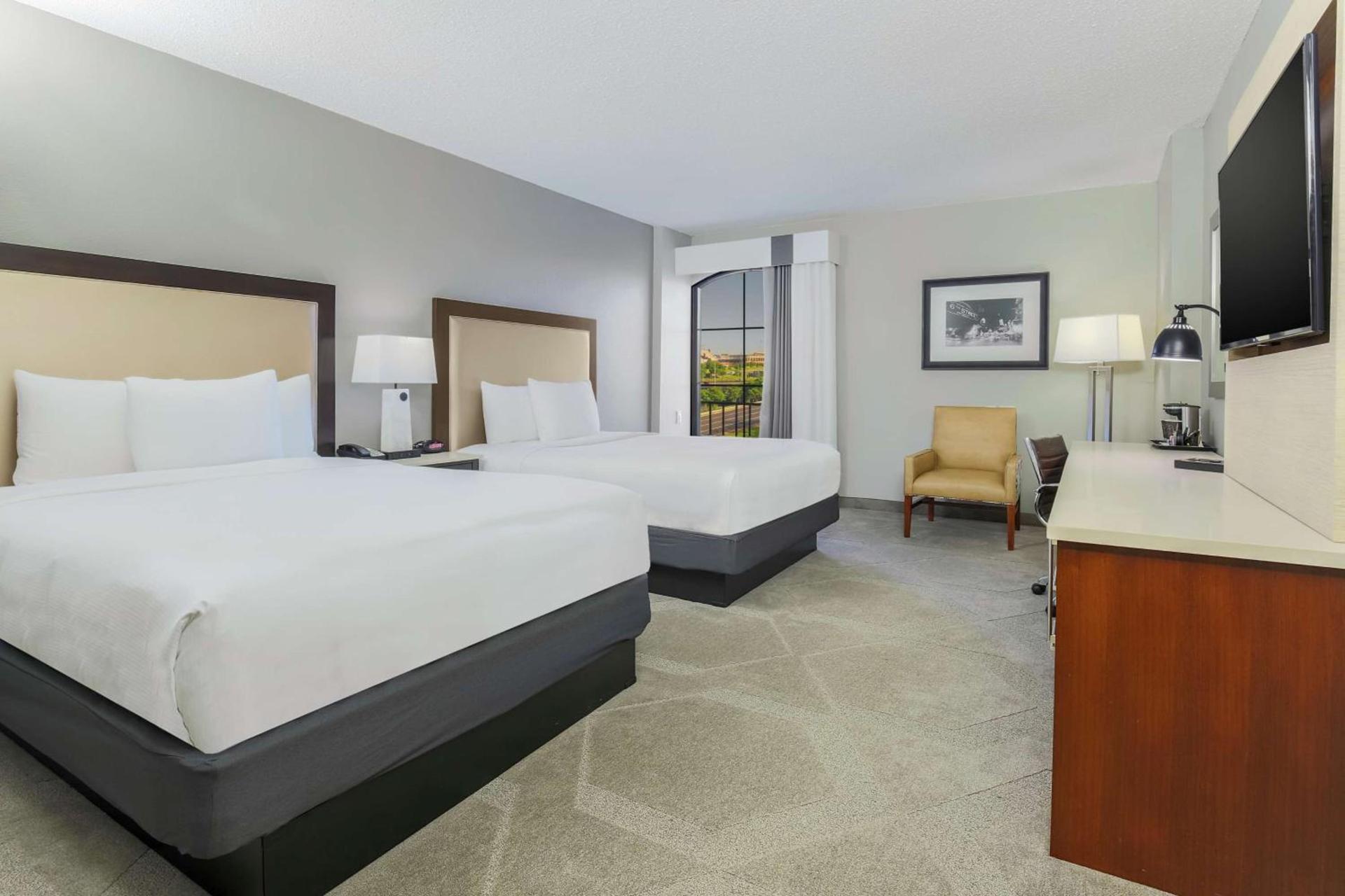 DoubleTree by Hilton Austin-University Area photo 23
