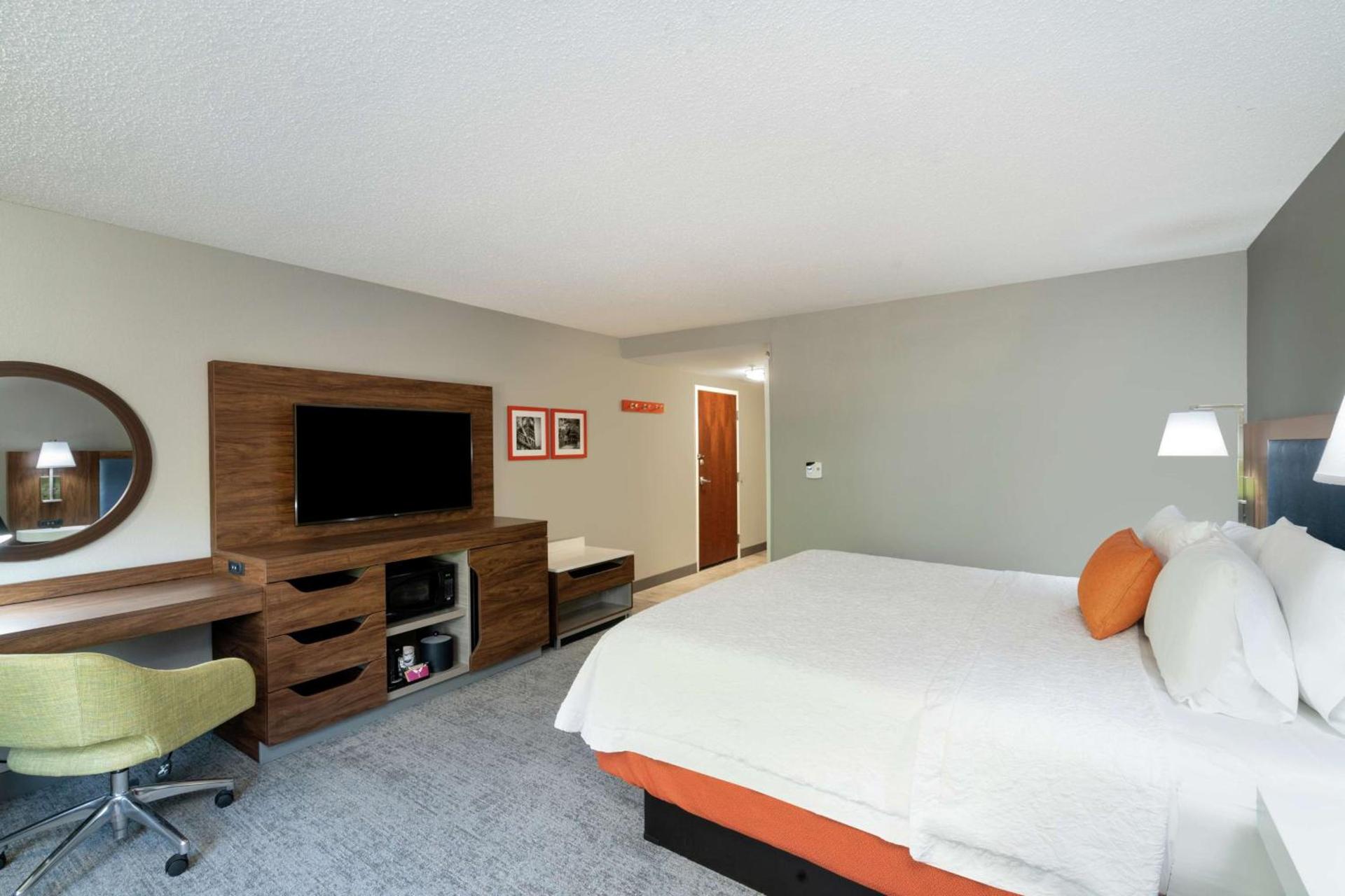 Hampton Inn & Suites Opelika-I-85 Auburn Area photo 9