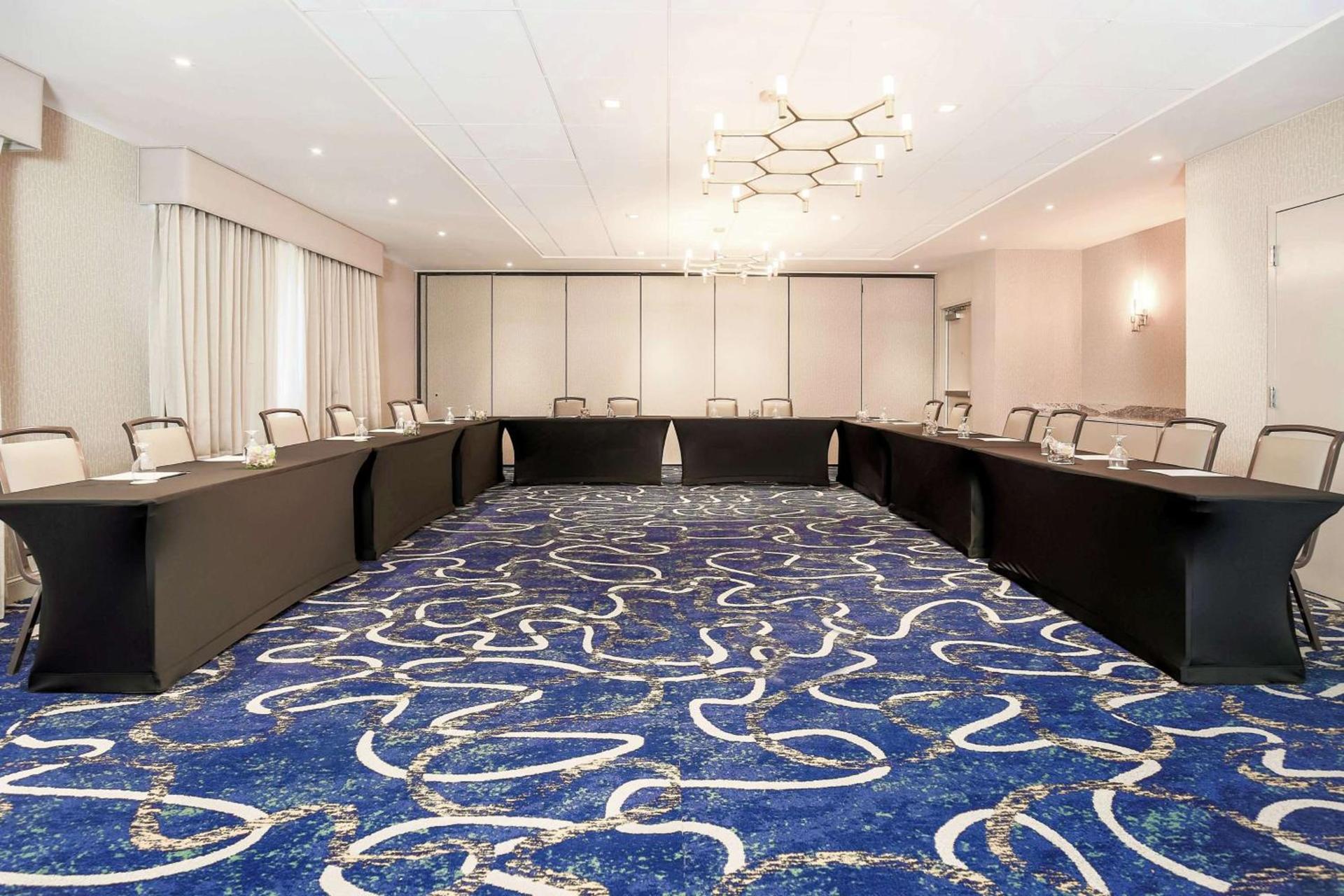 DoubleTree by Hilton Austin-University Area photo 26