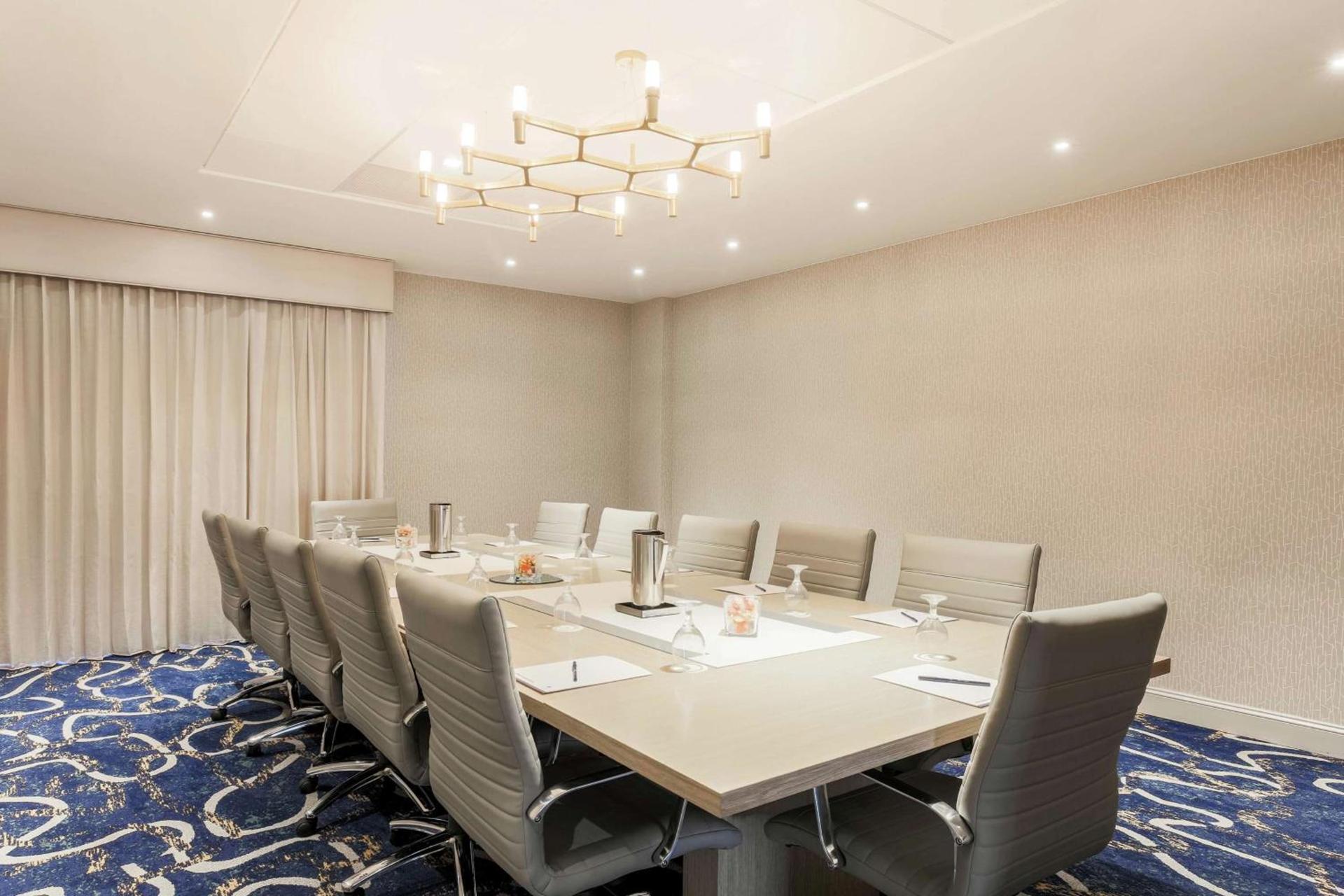 DoubleTree by Hilton Austin-University Area photo 27