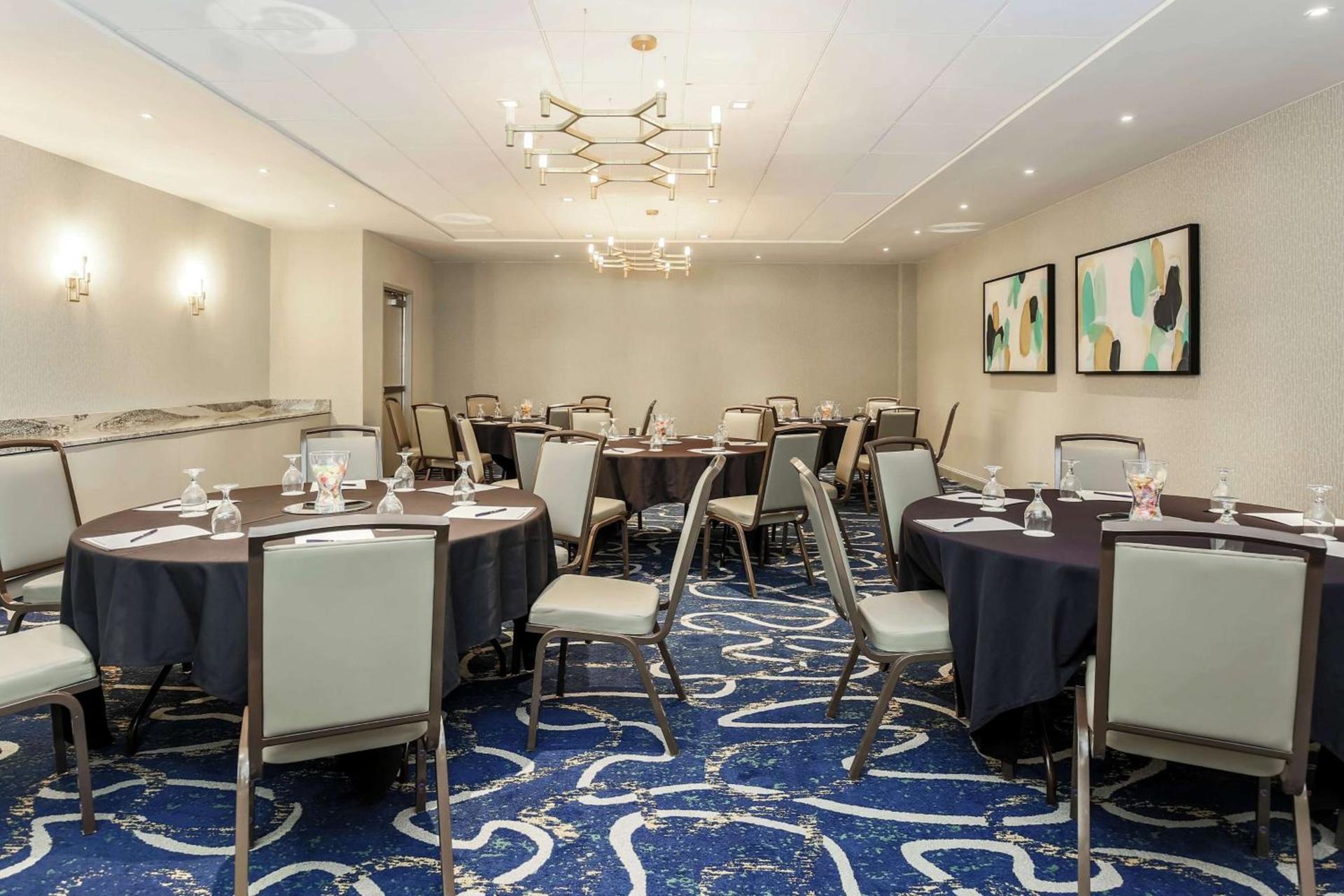 DoubleTree by Hilton Austin-University Area photo 29
