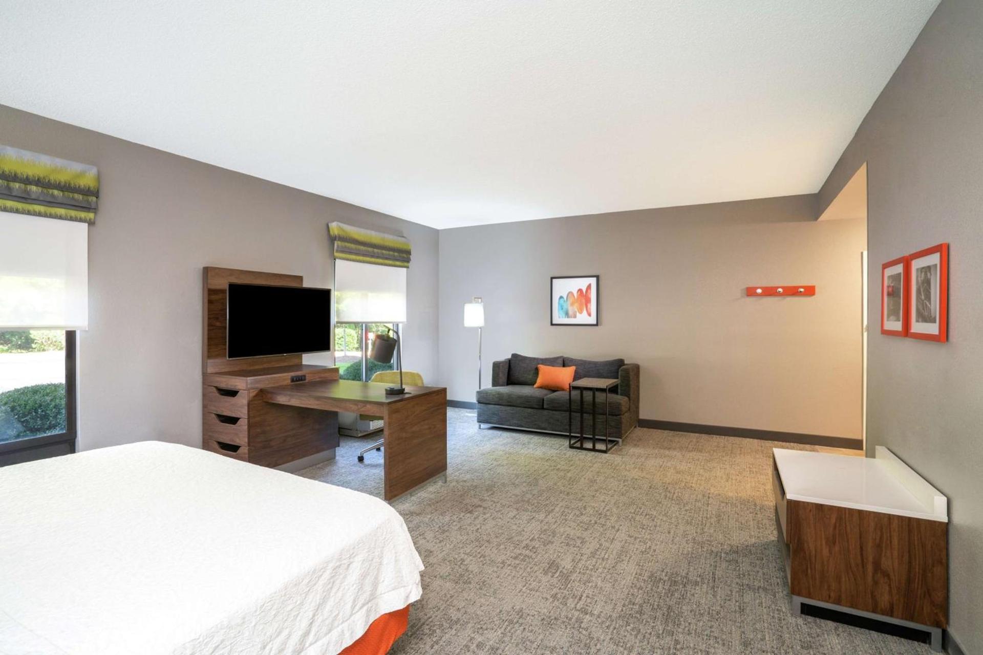 Hampton Inn & Suites Opelika-I-85 Auburn Area photo 24