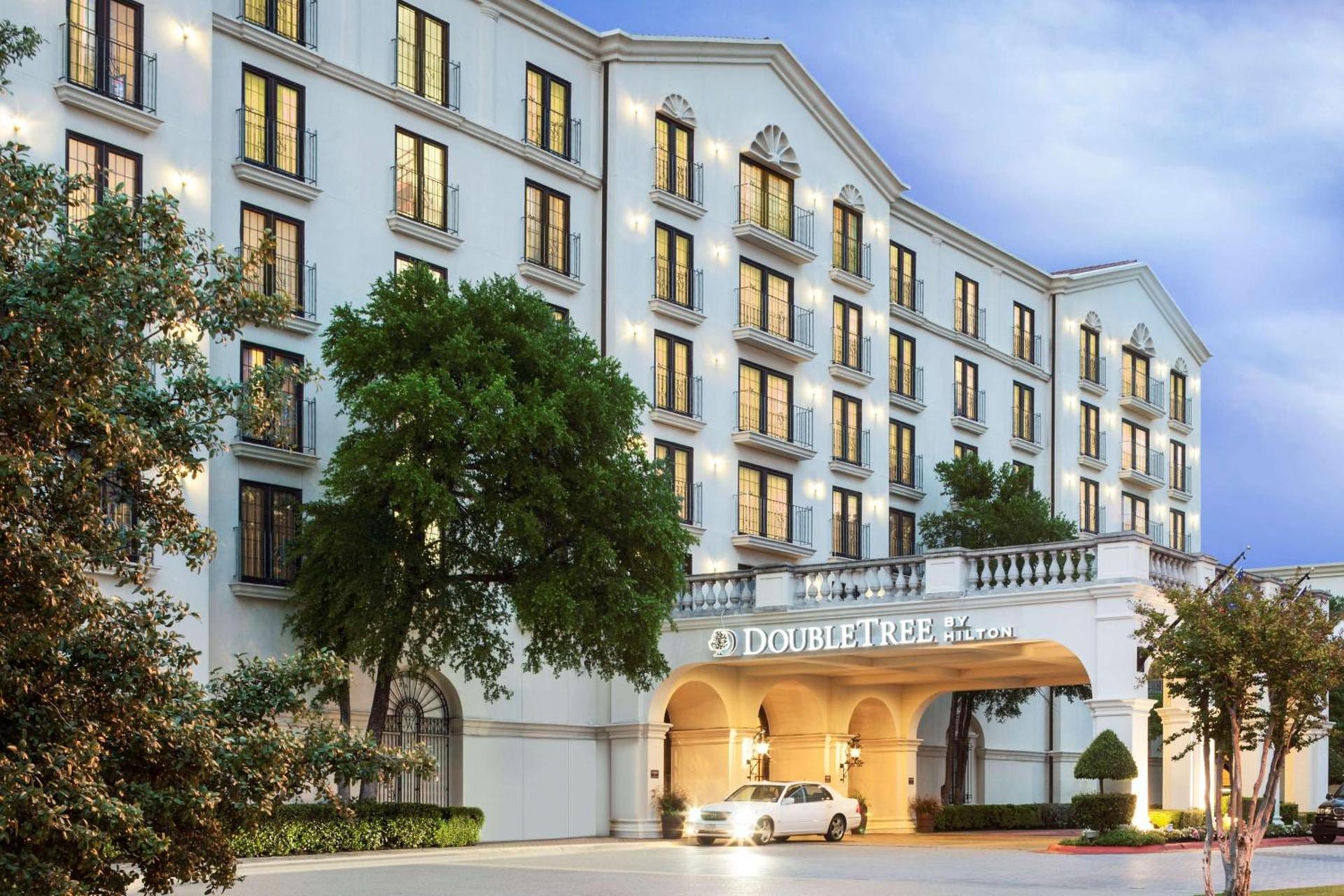 DoubleTree by Hilton Austin photo 1