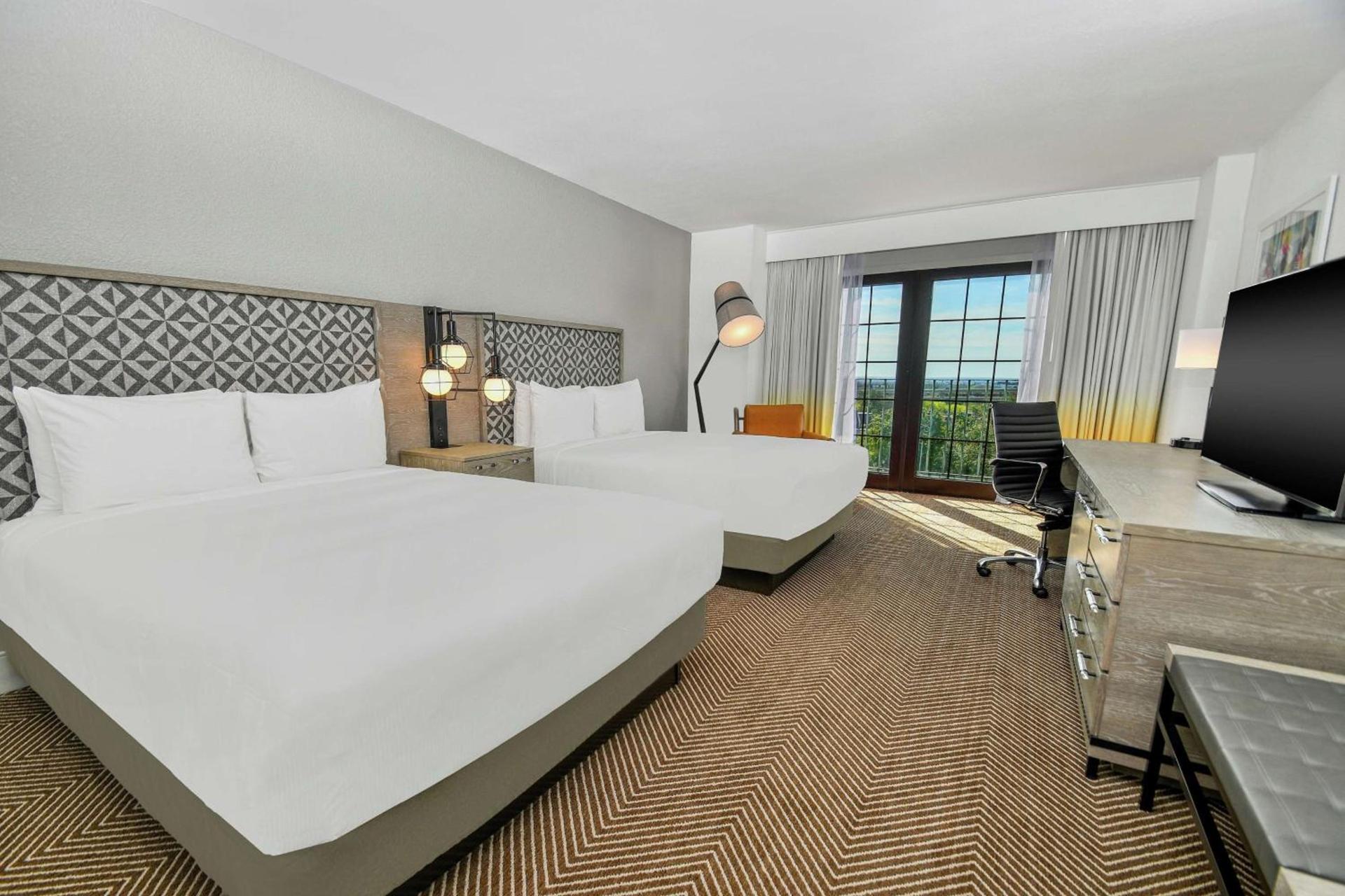 DoubleTree by Hilton Austin photo 10