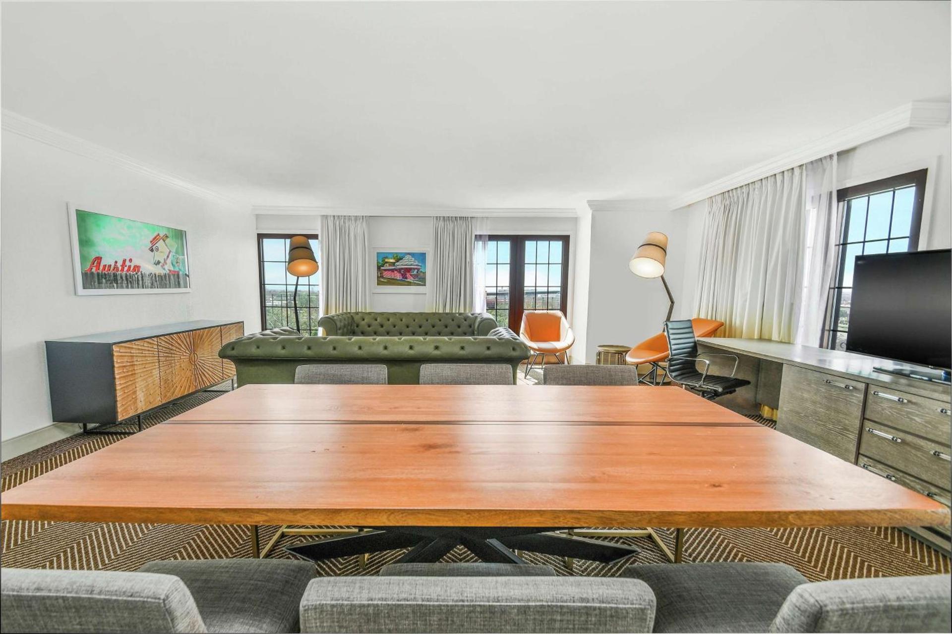 DoubleTree by Hilton Austin photo 11