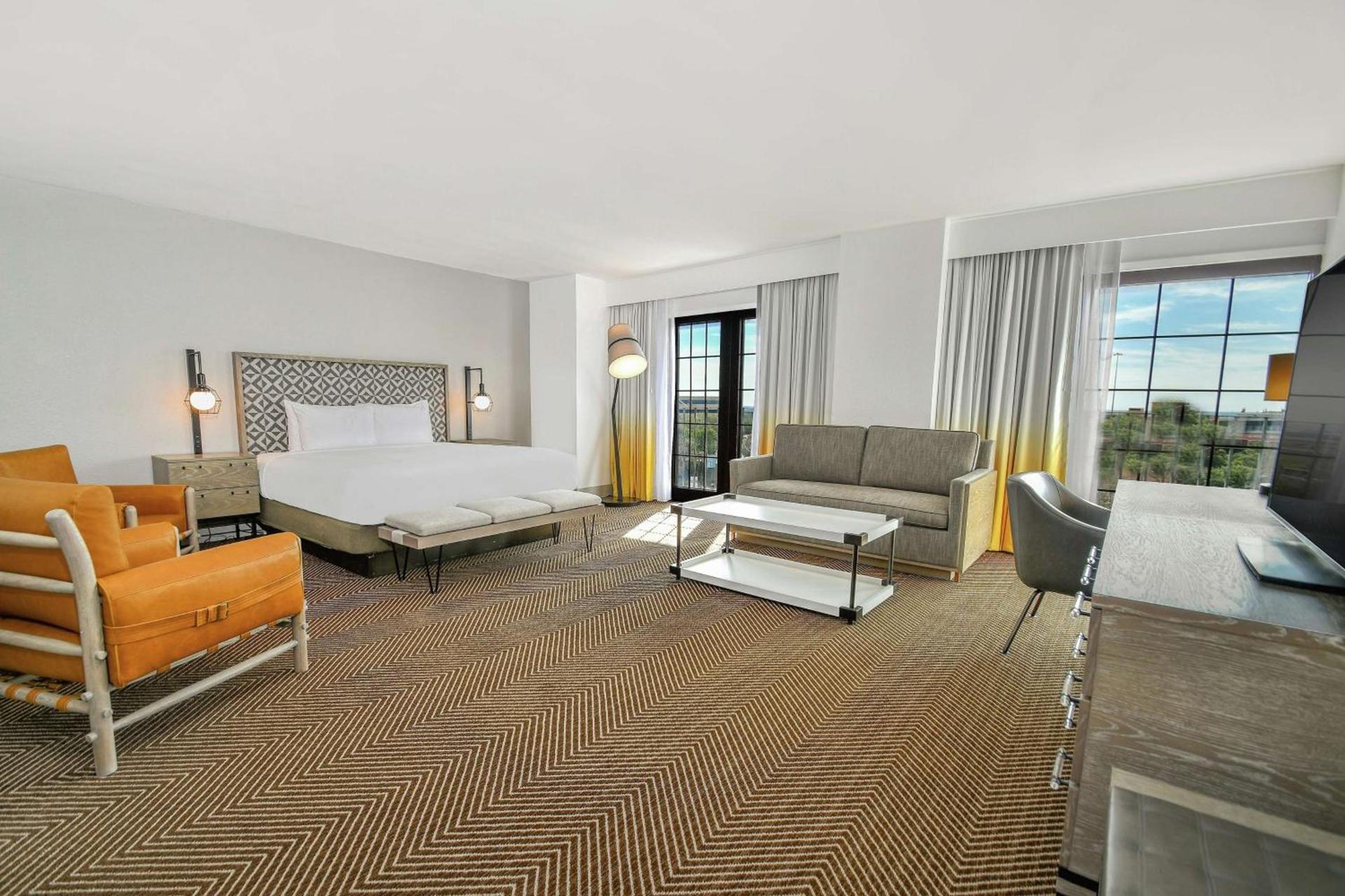 DoubleTree by Hilton Austin photo 12