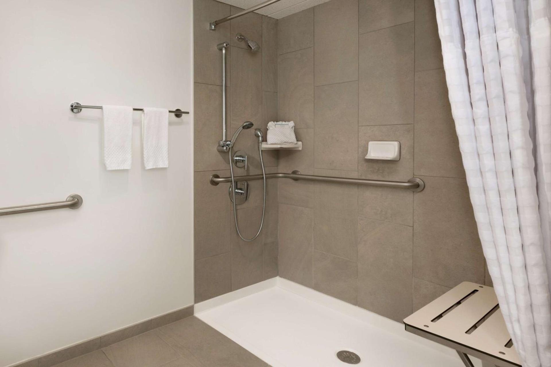 Embassy Suites Boca Raton photo 25