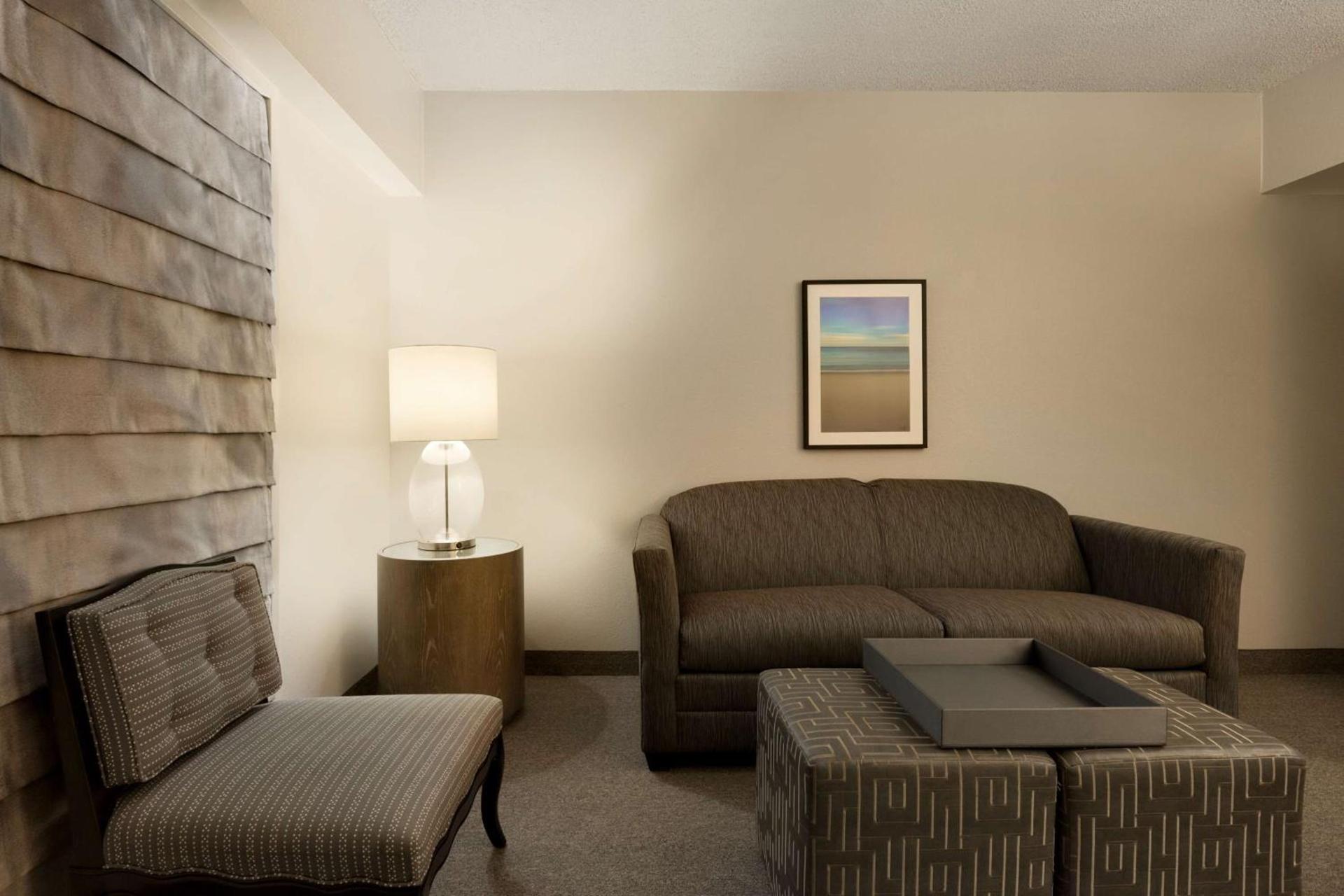 Embassy Suites Boca Raton photo 28
