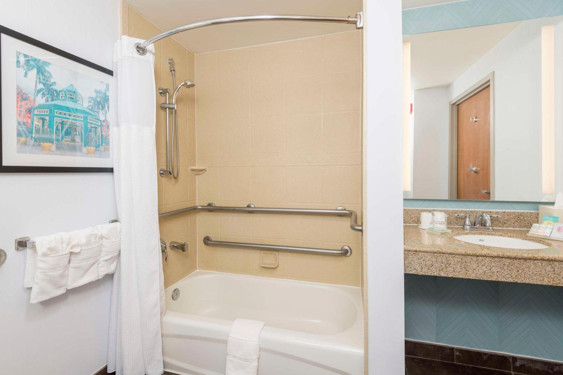 Hilton Garden Inn Boca Raton photo 18
