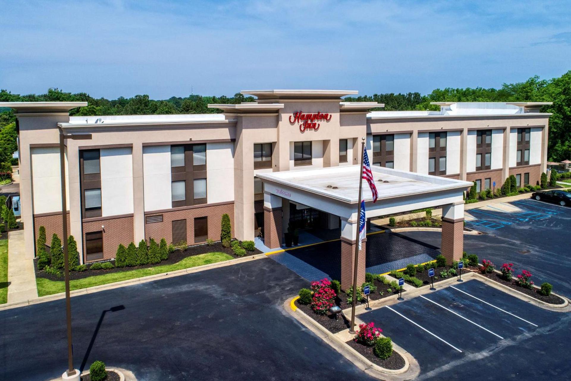 Hampton Inn Batesville photo 1