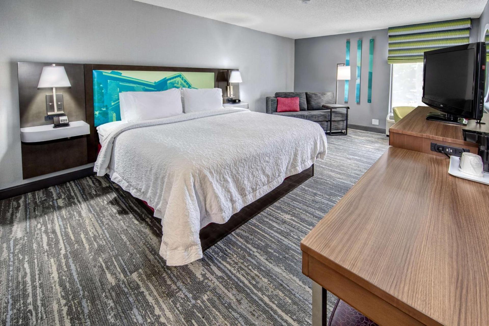 Hampton Inn Batesville photo 22