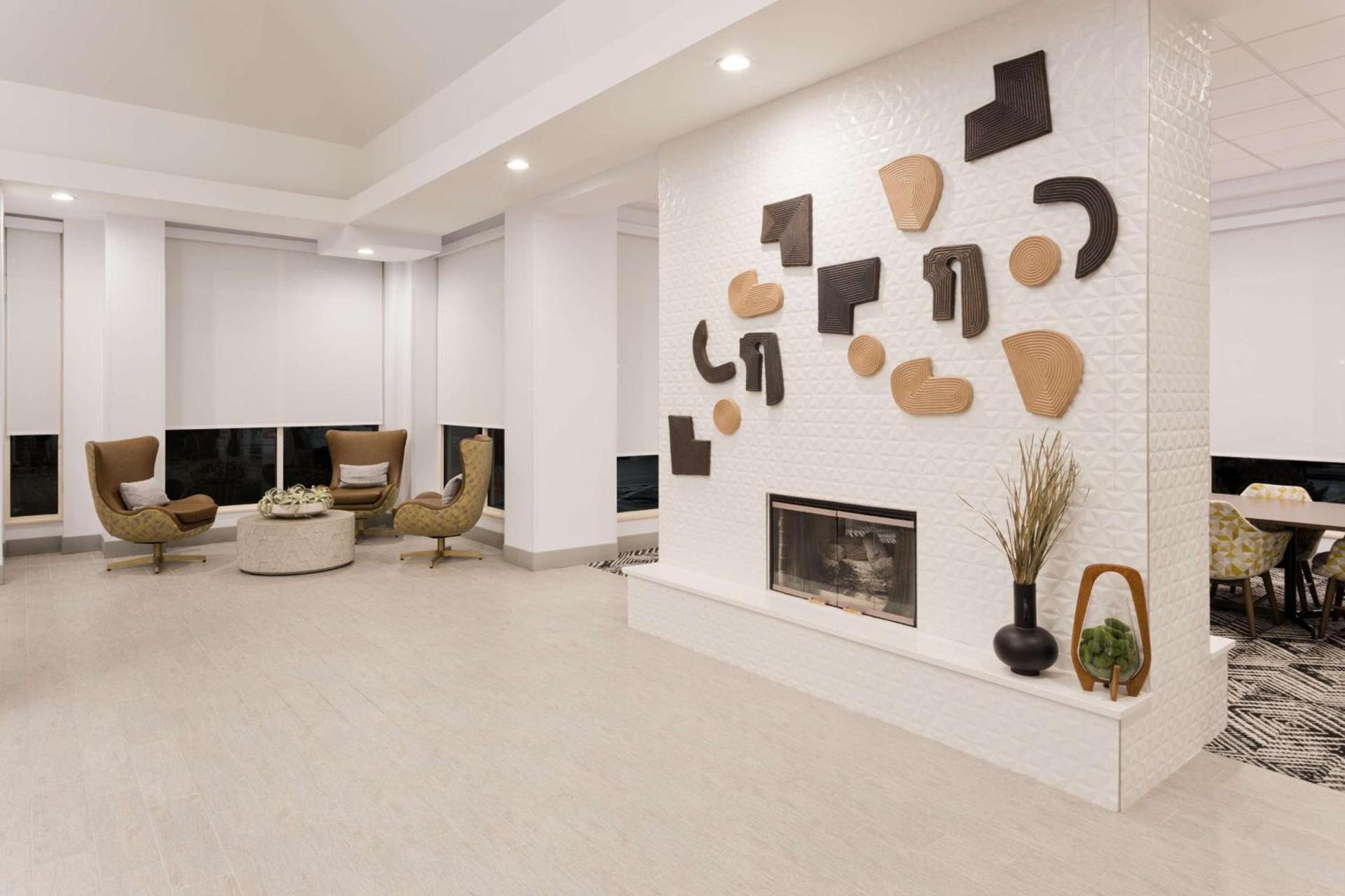 Hilton Garden Inn Birmingham/Lakeshore Drive photo 8