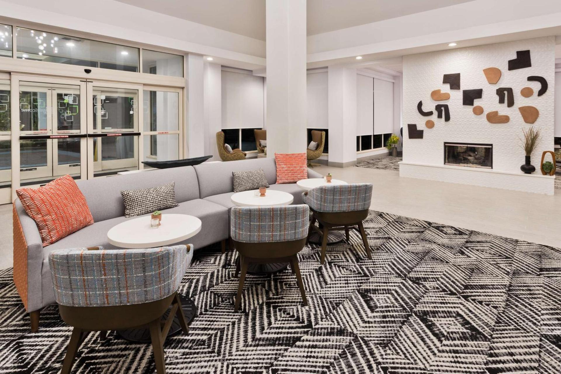 Hilton Garden Inn Birmingham/Lakeshore Drive photo 11