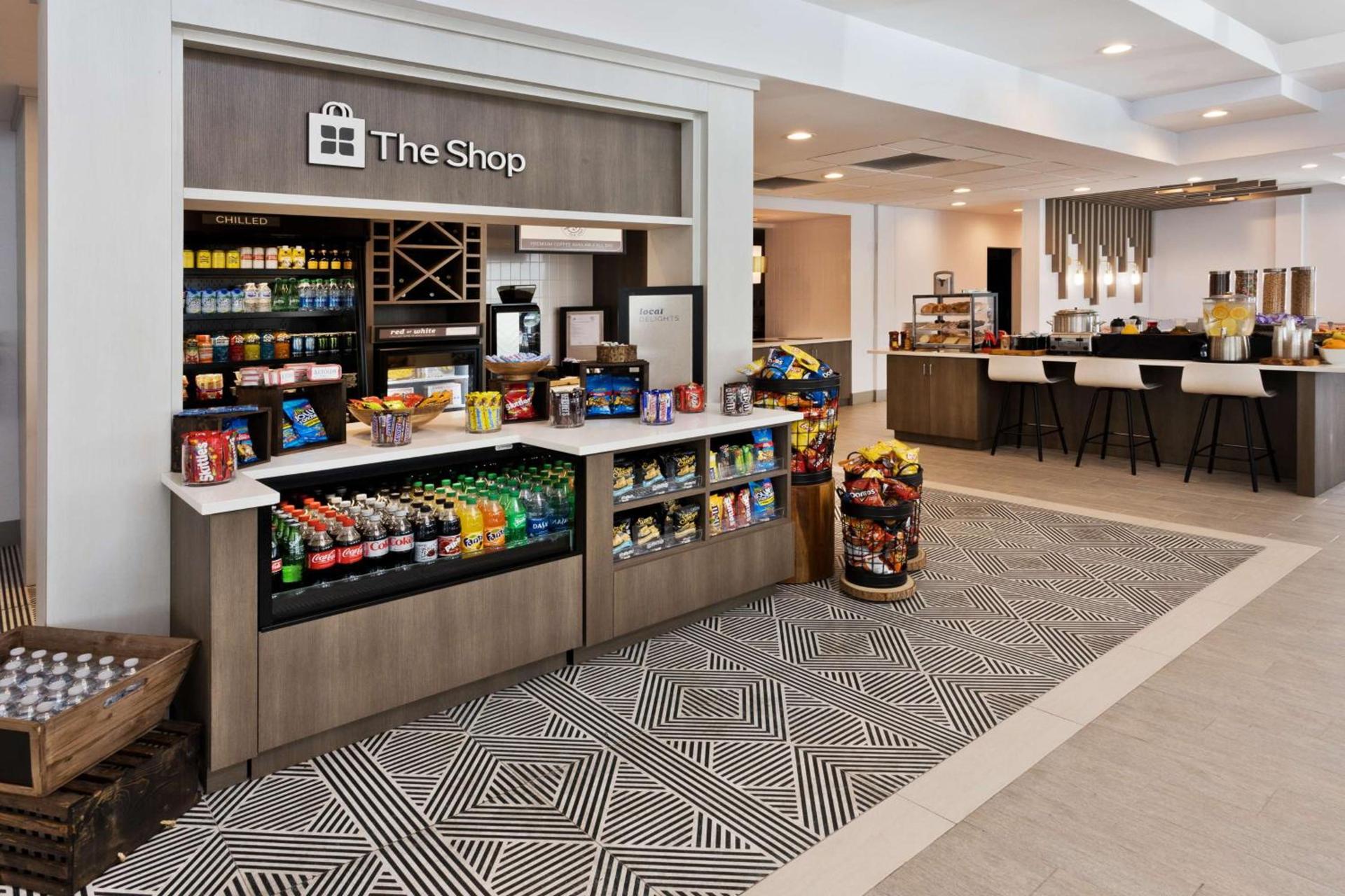 Hilton Garden Inn Birmingham/Lakeshore Drive photo 17