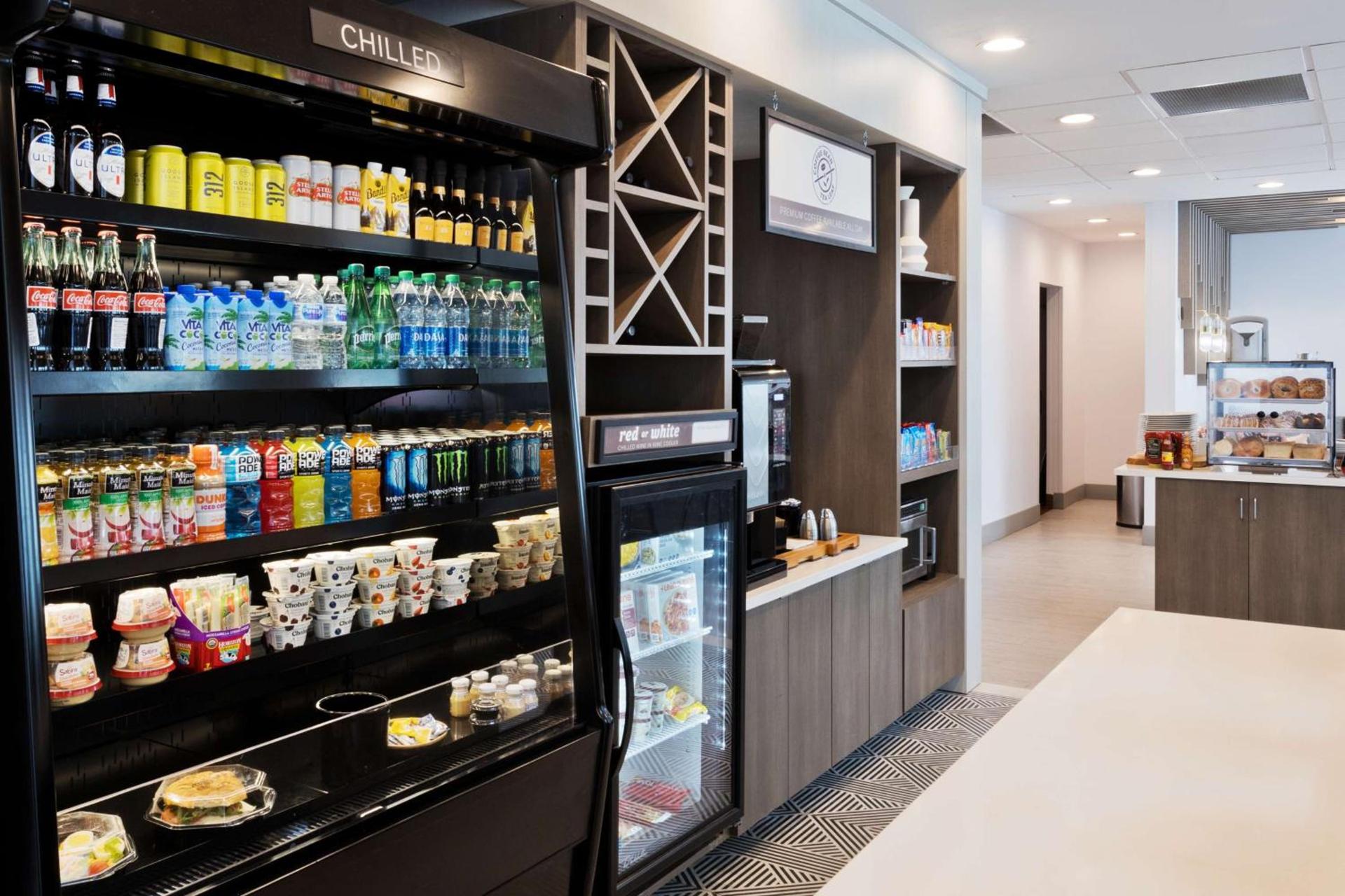 Hilton Garden Inn Birmingham/Lakeshore Drive photo 19