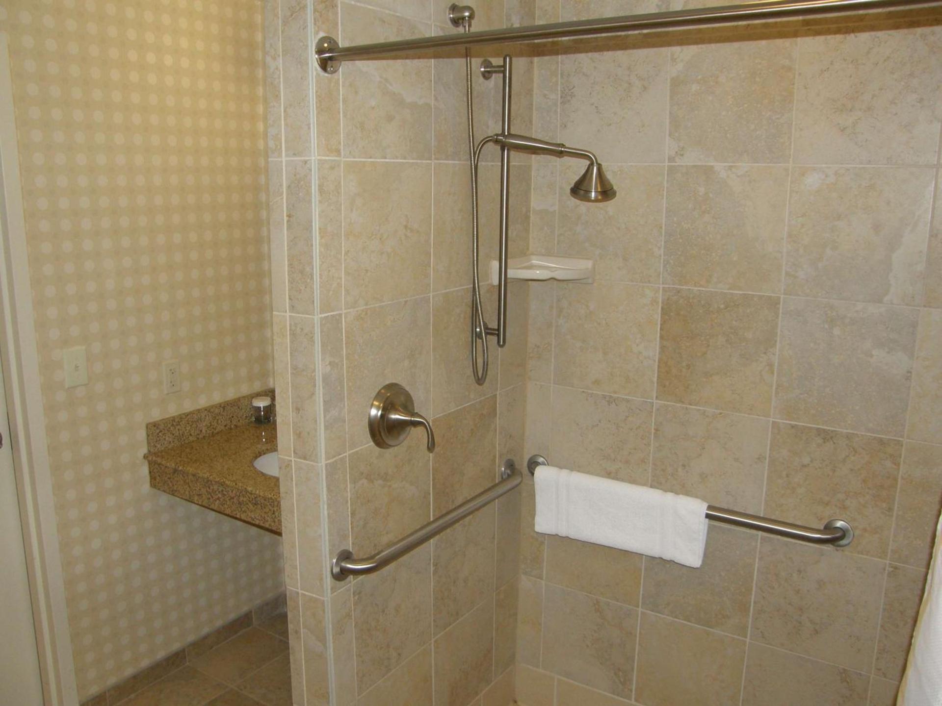 Hilton Garden Inn Bowling Green photo 66