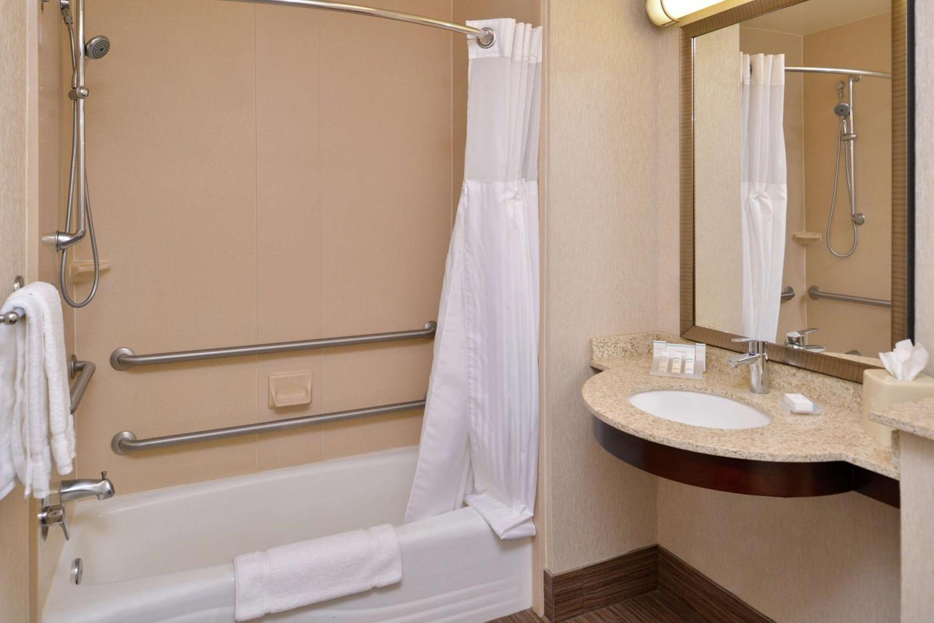 Hilton Garden Inn Boise Spectrum photo 27