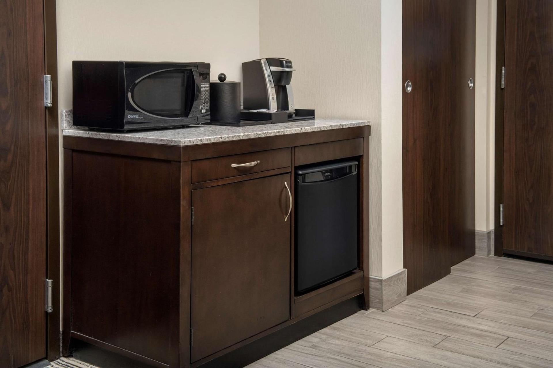 Hilton Garden Inn Murfreesboro photo 25
