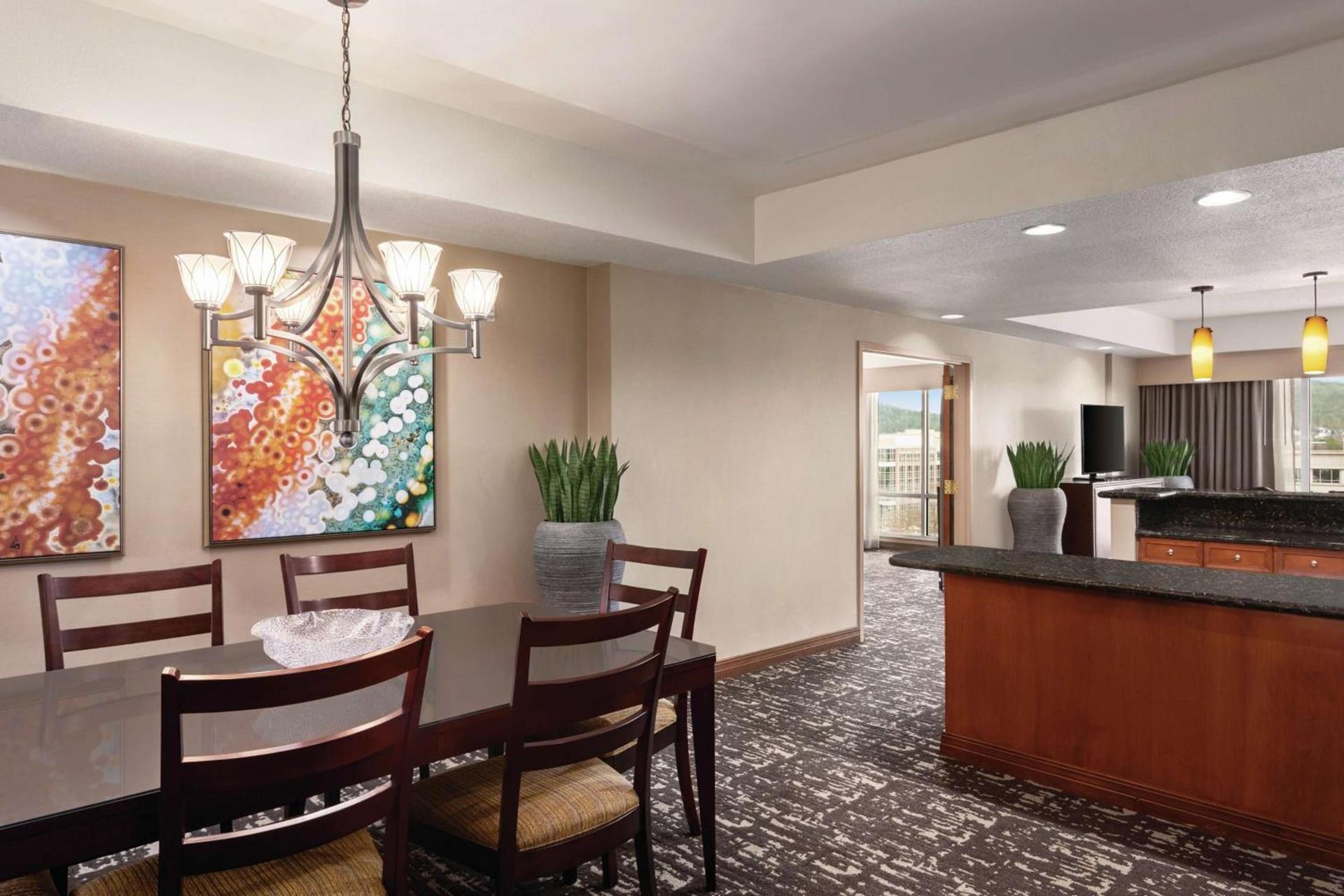 Embassy Suites by Hilton Franklin Cool Spring photo 35