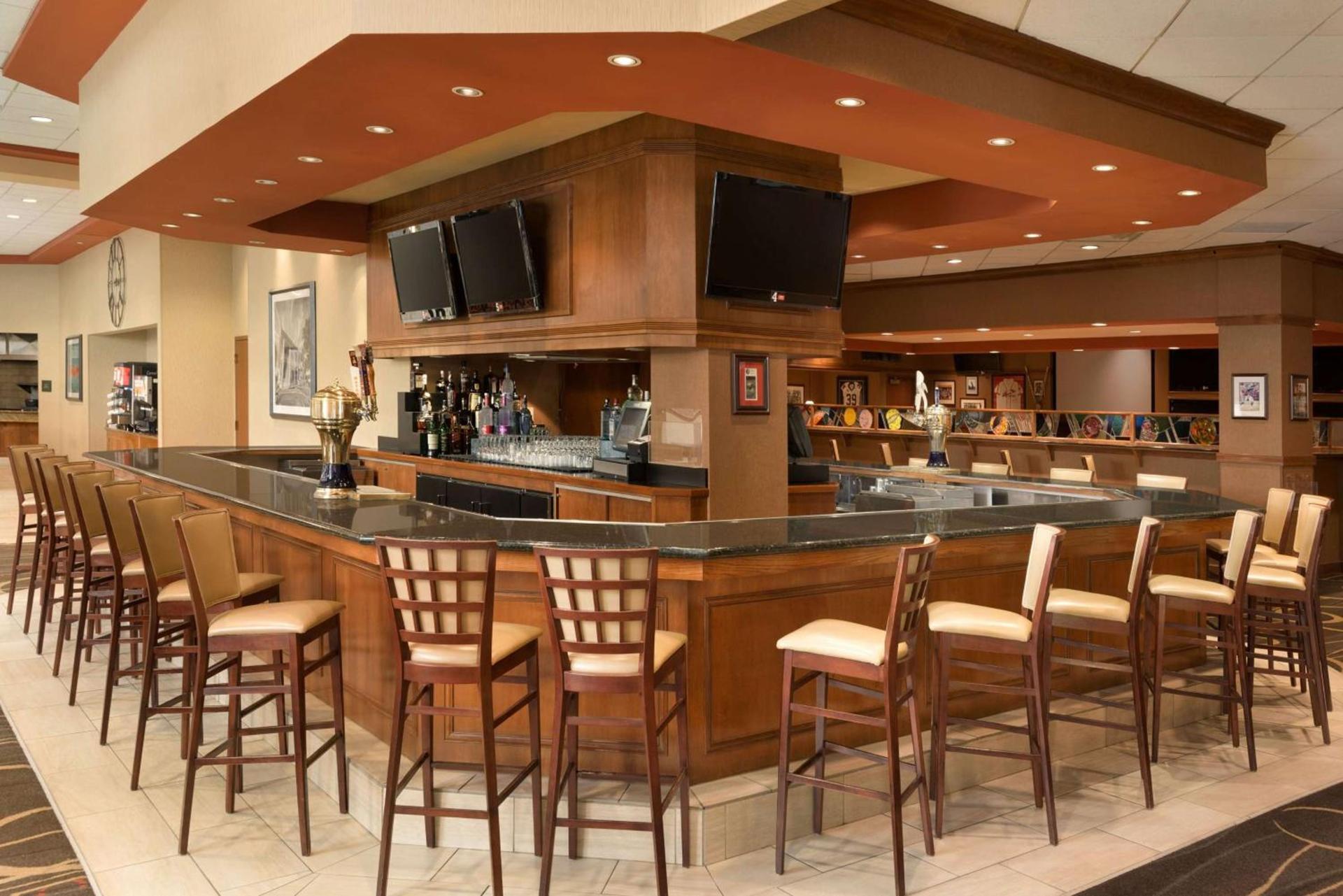 Embassy Suites by Hilton Franklin Cool Spring photo 62